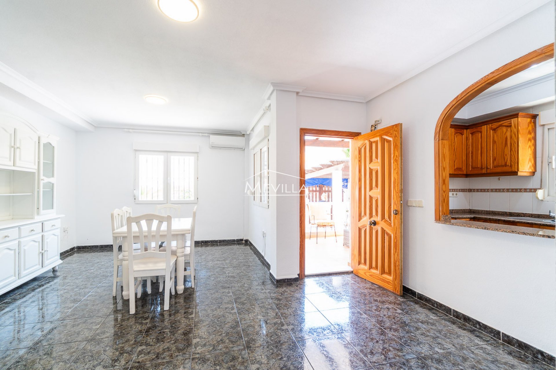 Reventas - Chalet / Villa - Orihuela Costa - Playa Flamenca