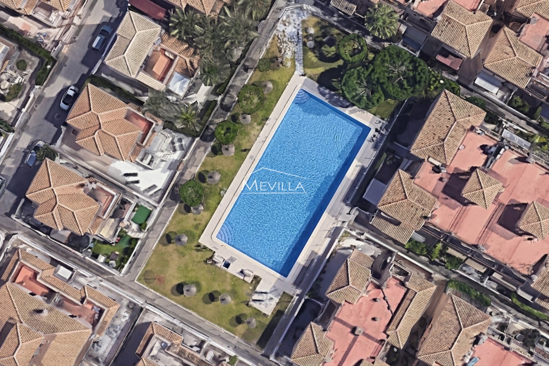 Reventas - Chalet / Villa - Orihuela Costa - Playa Flamenca