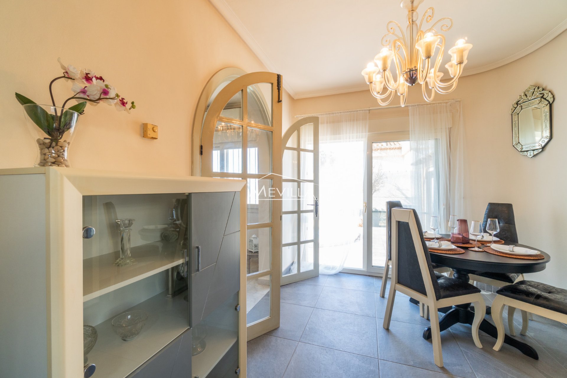 Reventas - Chalet / Villa - Orihuela Costa - Playa Flamenca