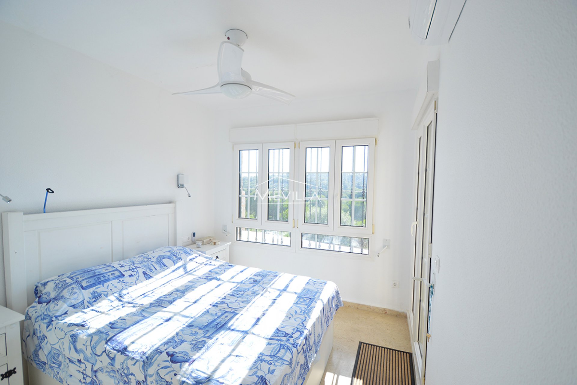 Reventas - Chalet / Villa - Orihuela Costa - Villamartin