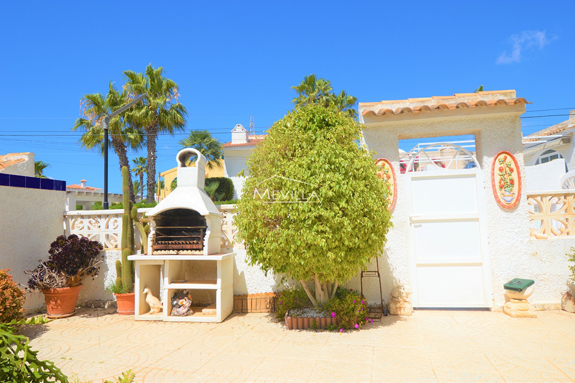 Reventas - Chalet / Villa - Orihuela Costa - Villamartin