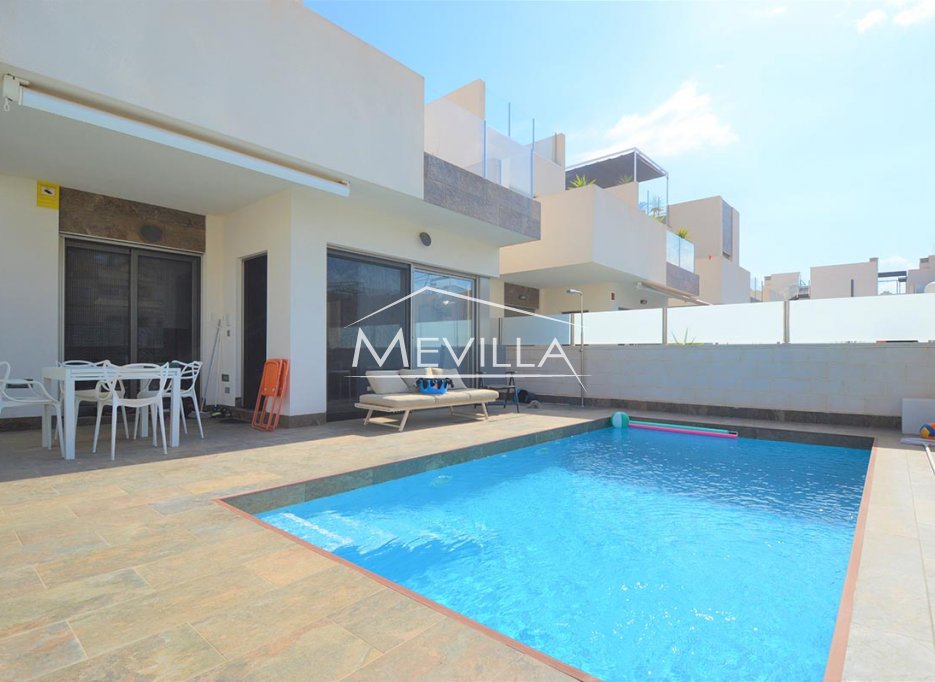 Reventas - Chalet / Villa - Orihuela Costa - Villamartin