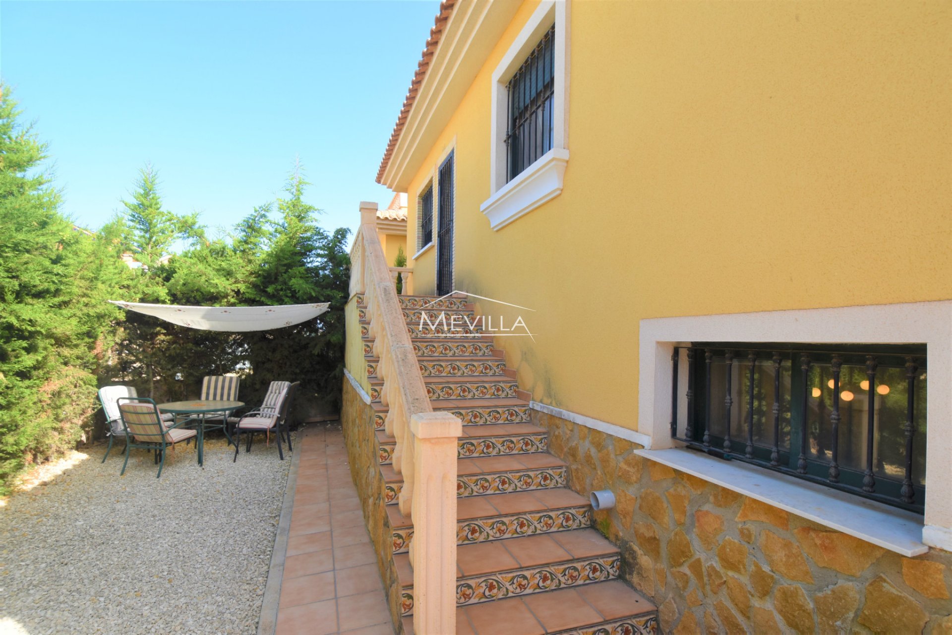Reventas - Chalet / Villa - Orihuela Costa - Villamartin