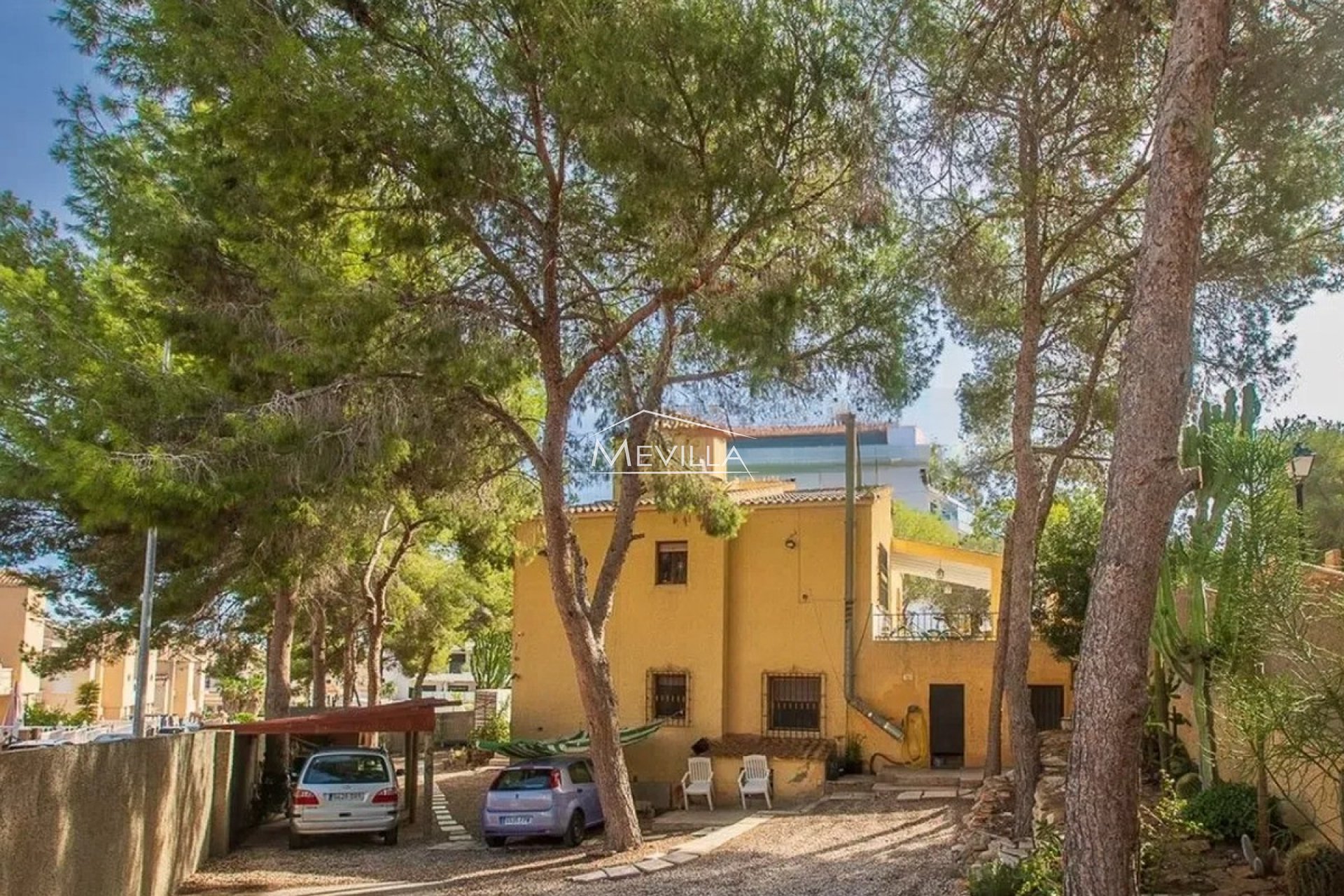 Reventas - Chalet / Villa - Orihuela Costa - Villamartin