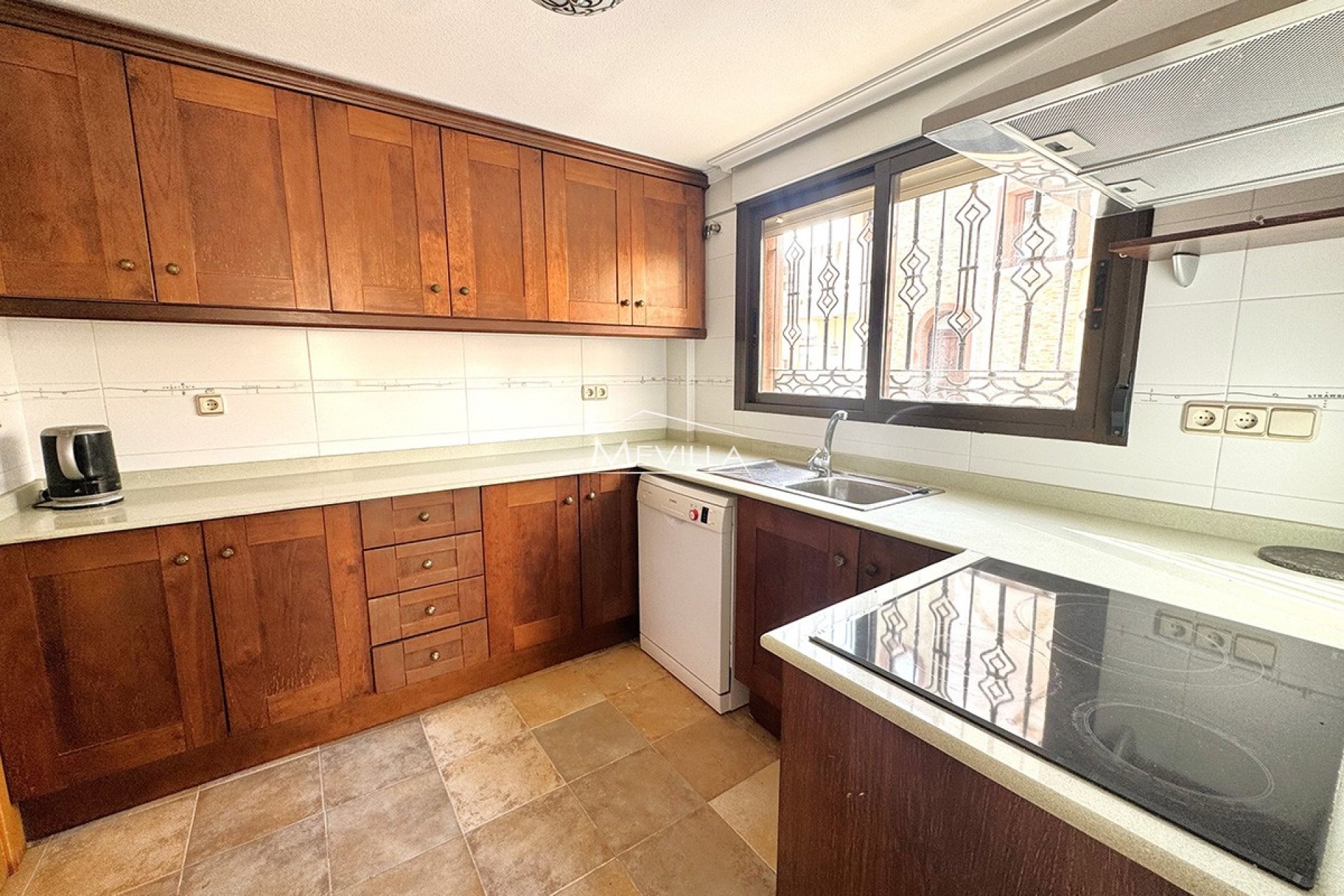 Reventas - Chalet / Villa - Orihuela Costa - Villamartin