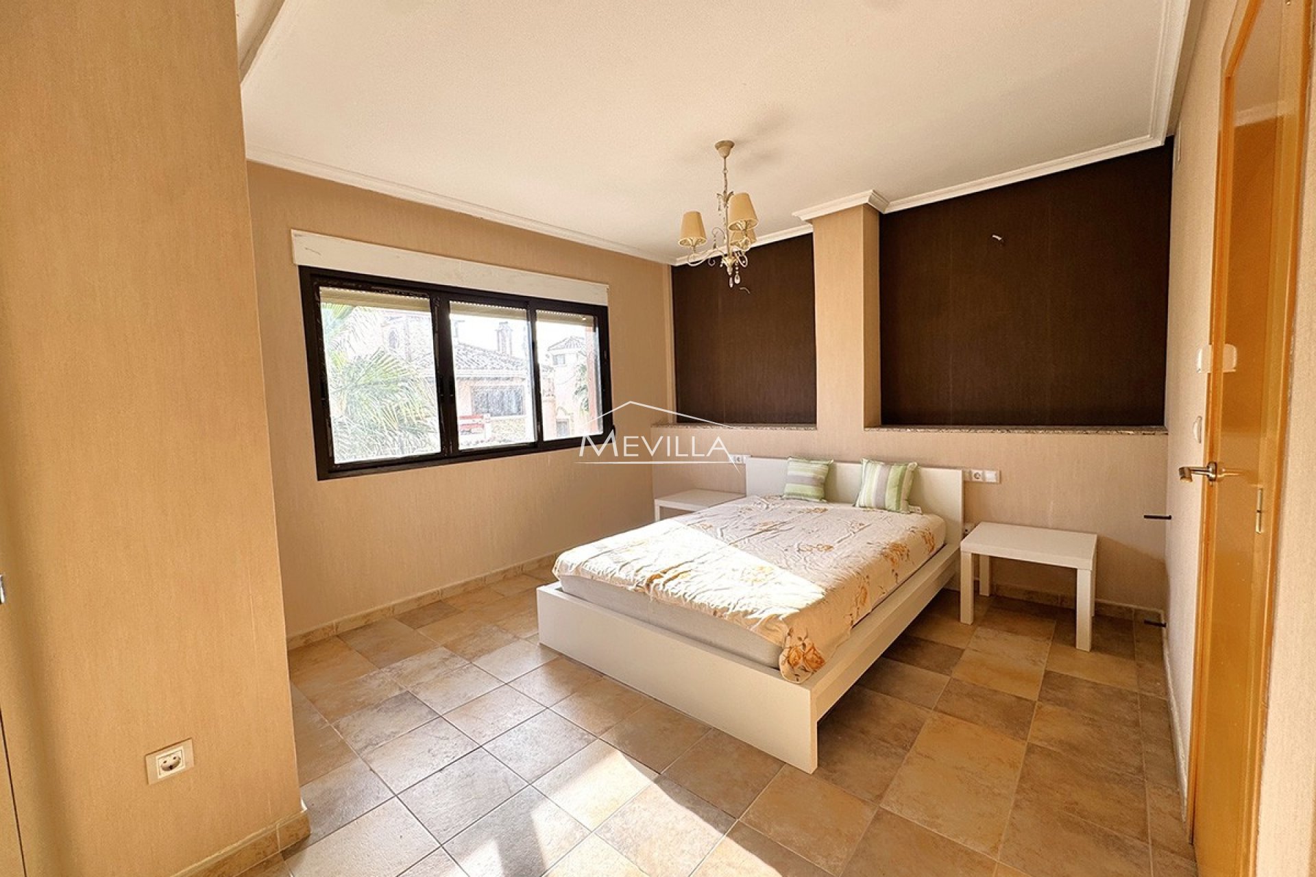 Reventas - Chalet / Villa - Orihuela Costa - Villamartin