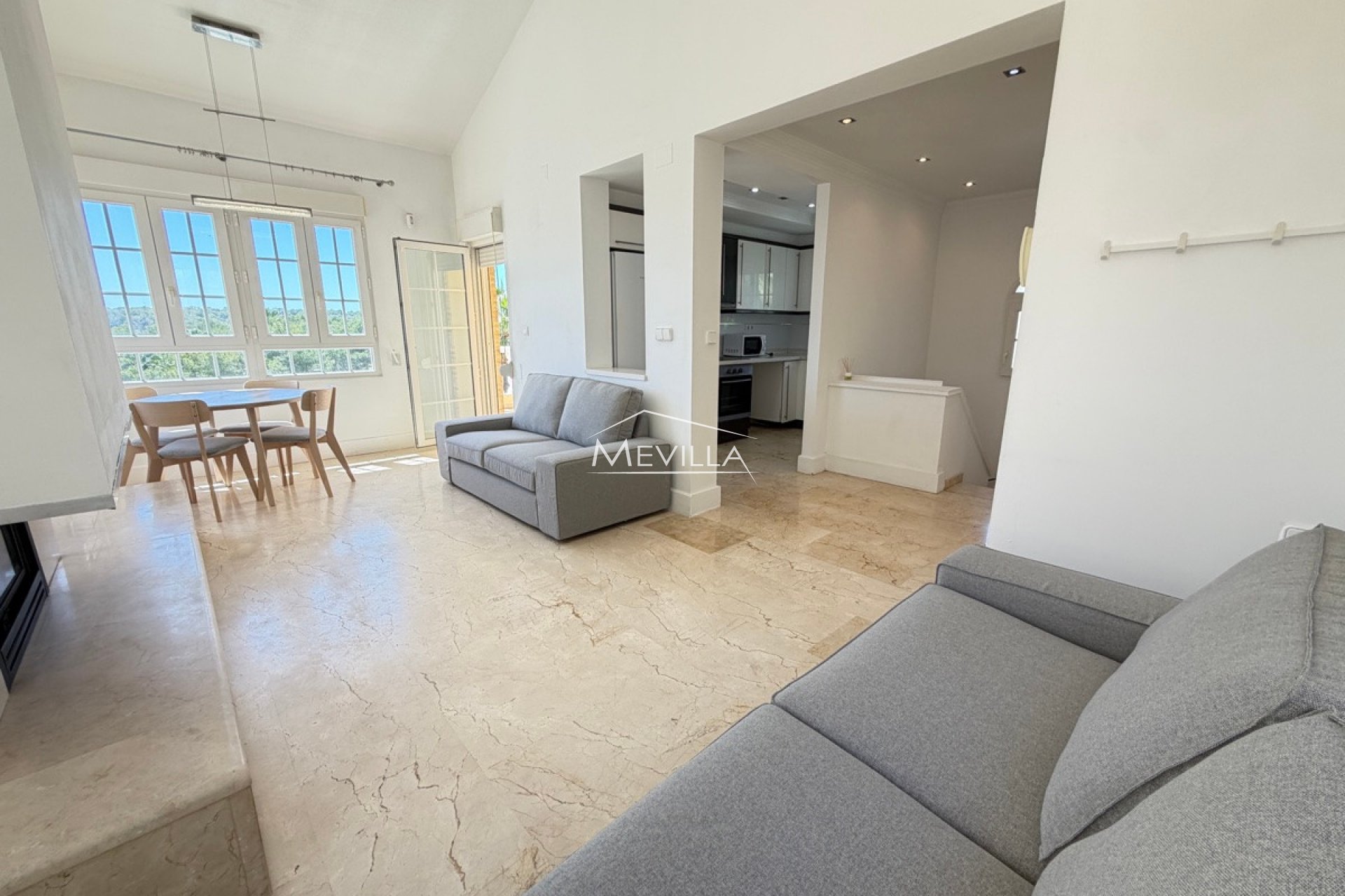 Reventas - Chalet / Villa - Orihuela Costa - Villamartin