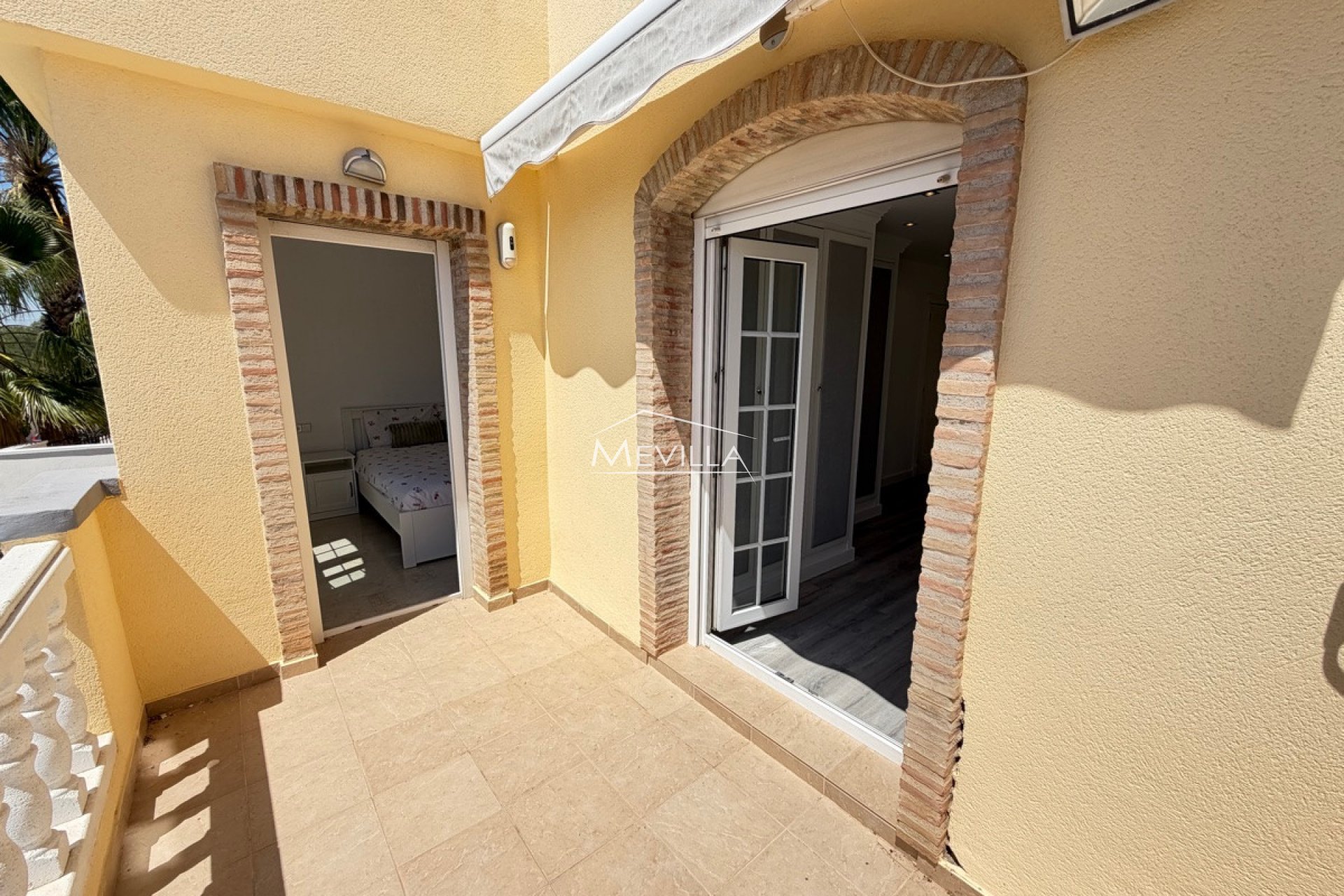 Reventas - Chalet / Villa - Orihuela Costa - Villamartin