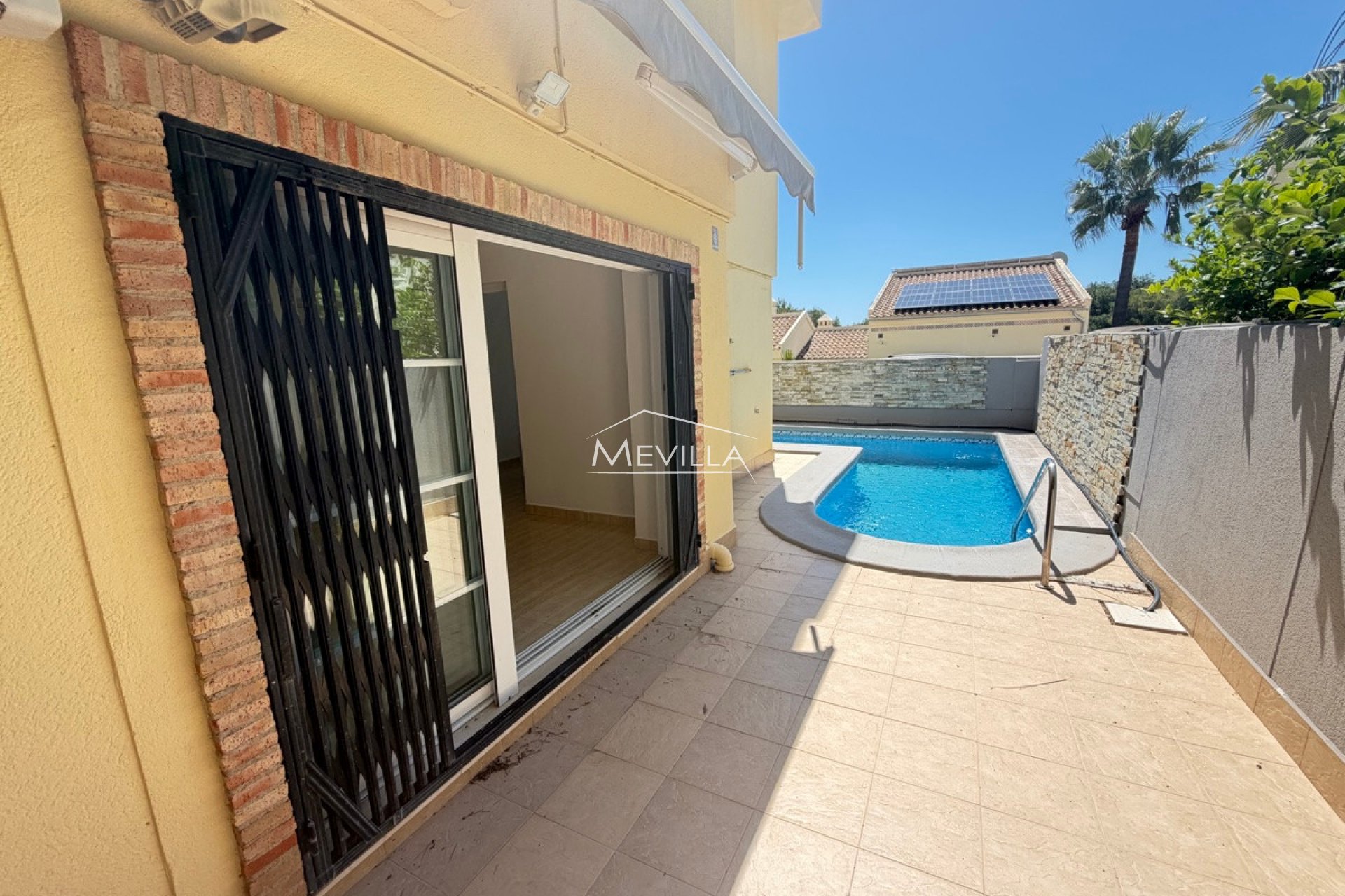 Reventas - Chalet / Villa - Orihuela Costa - Villamartin