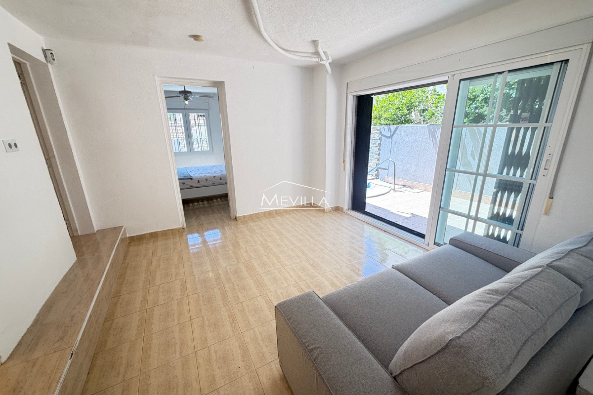 Reventas - Chalet / Villa - Orihuela Costa - Villamartin