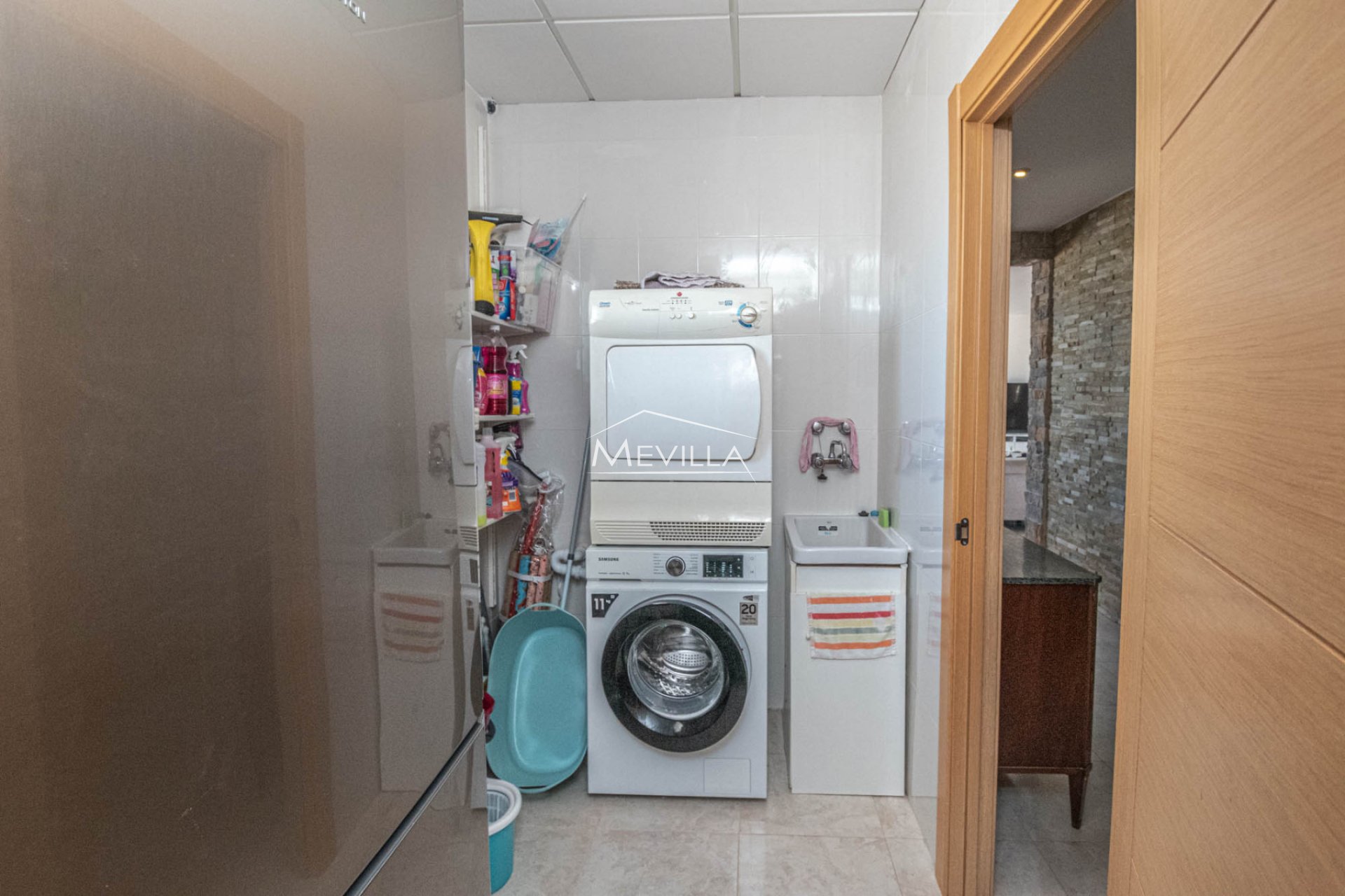 Reventas - Chalet / Villa - Orihuela