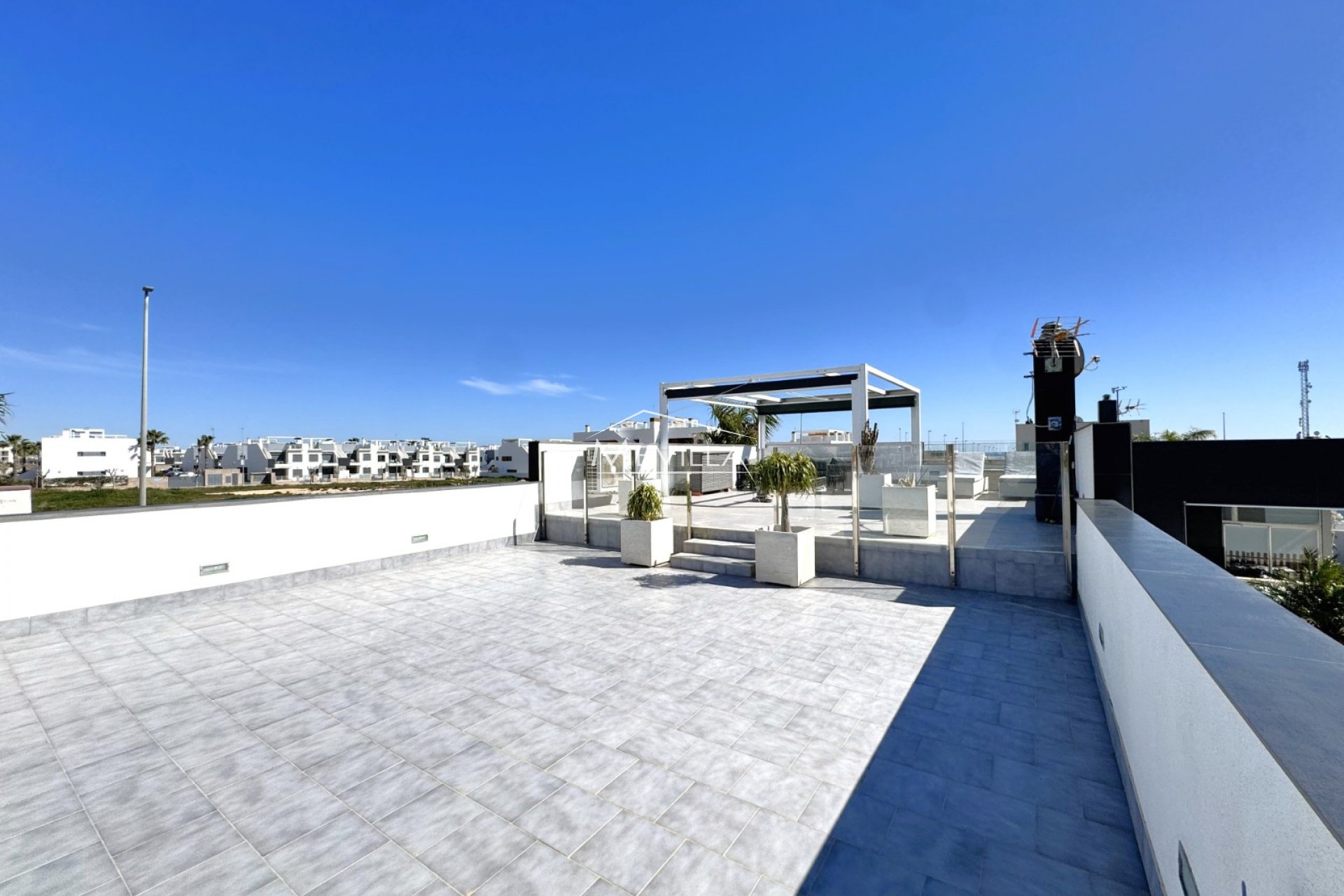 Reventas - Chalet / Villa - Pilar de la Horadada