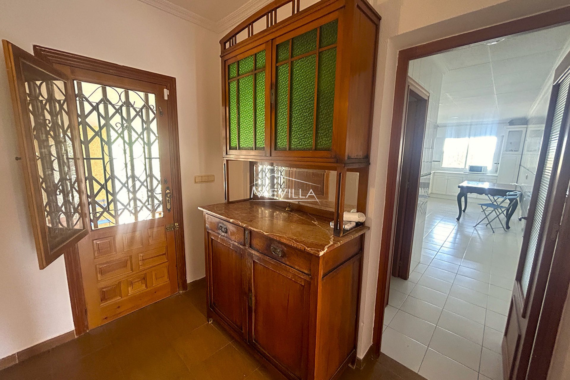 Reventas - Chalet / Villa - San Miguel de Salinas