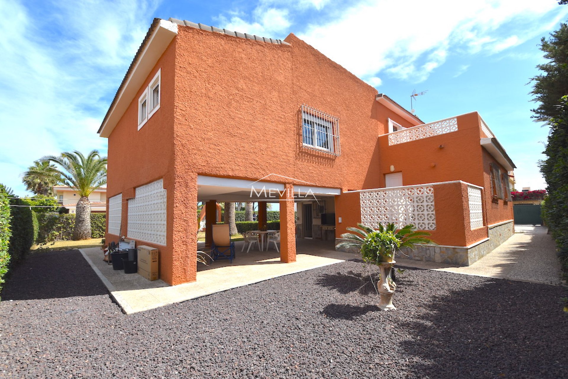 Reventas - Chalet / Villa - Torrevieja - La Veleta