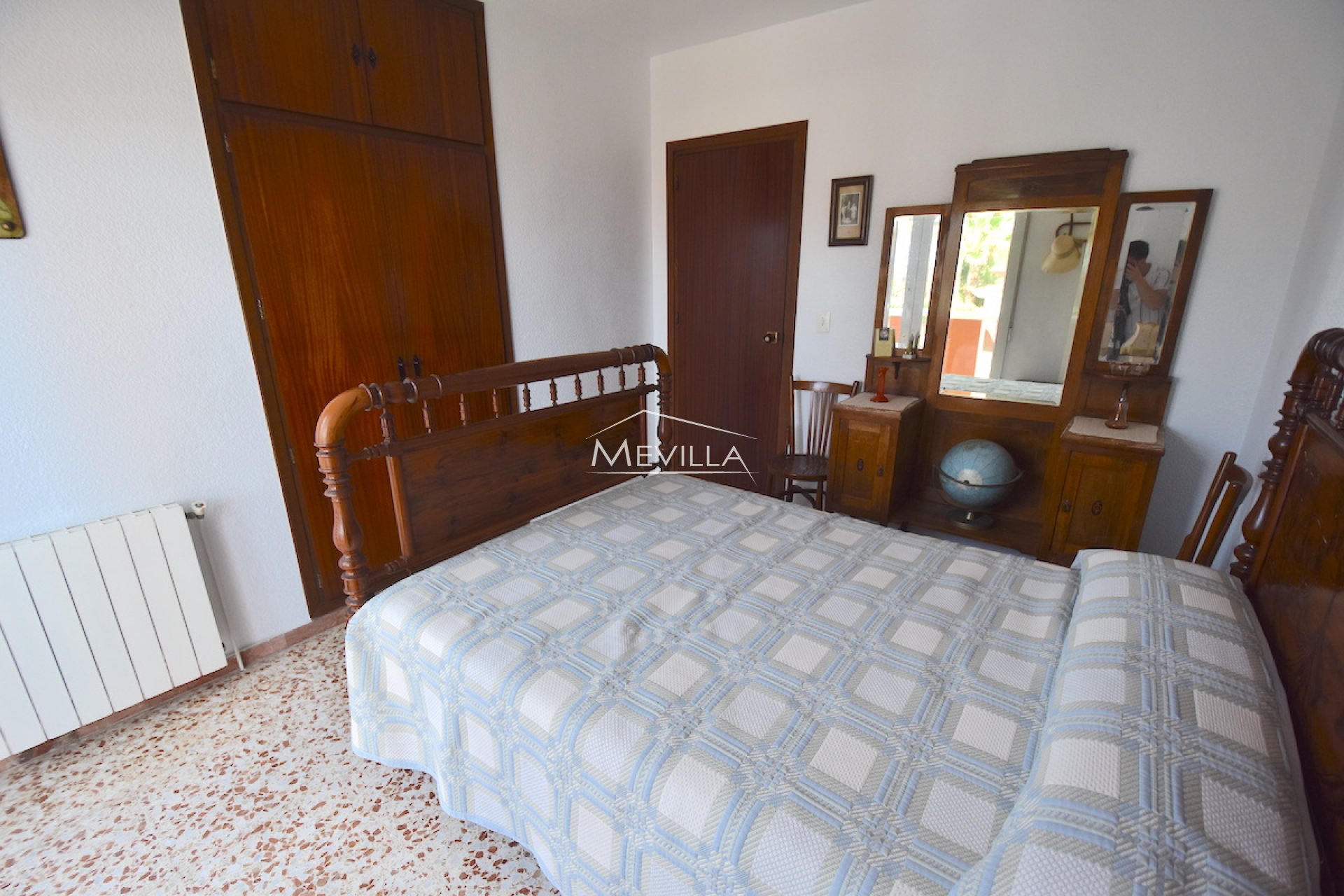 Reventas - Chalet / Villa - Torrevieja - La Veleta