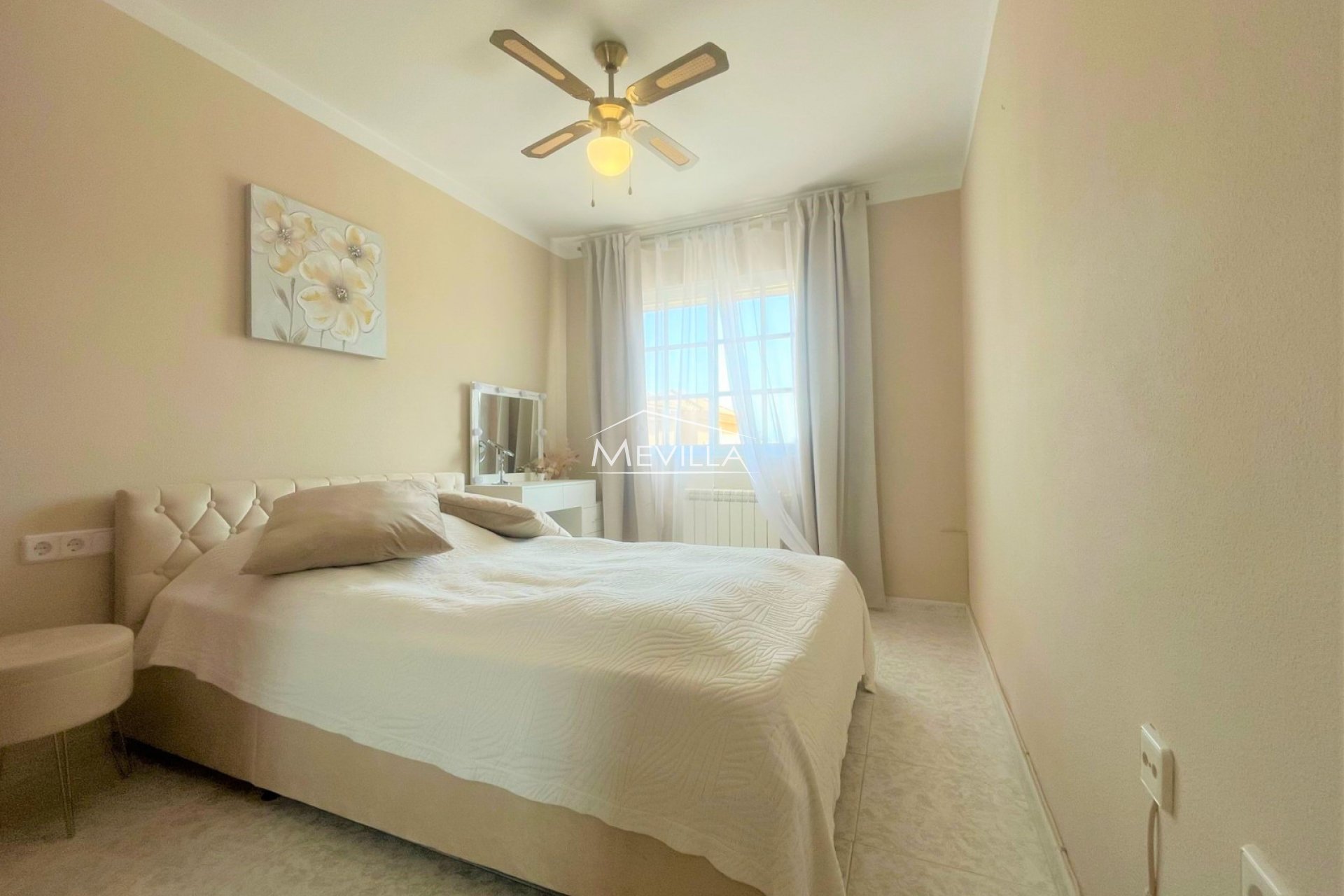Reventas - Chalet / Villa - Torrevieja - Los Altos