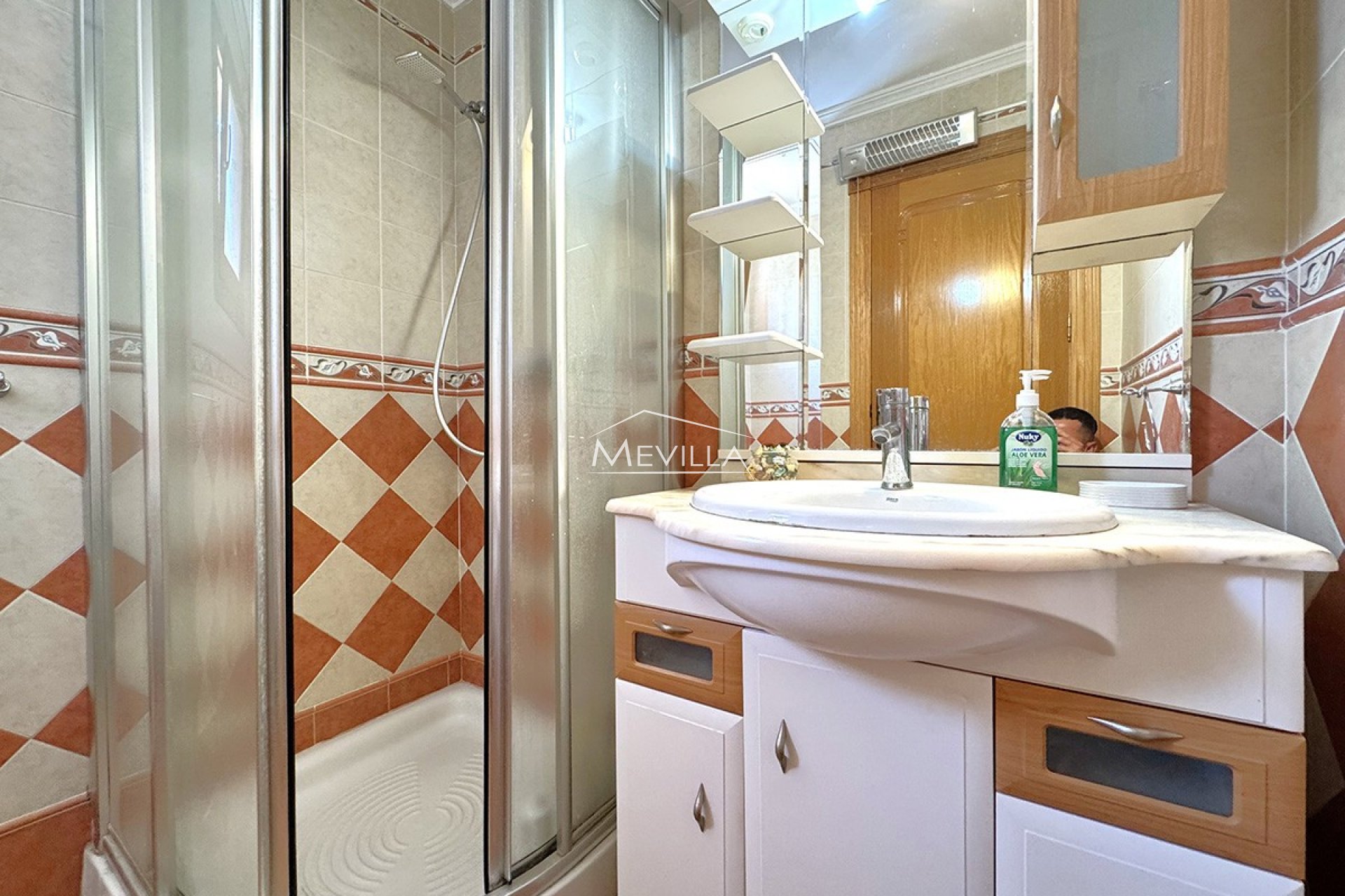 Reventas - Chalet / Villa - Torrevieja - Los Altos