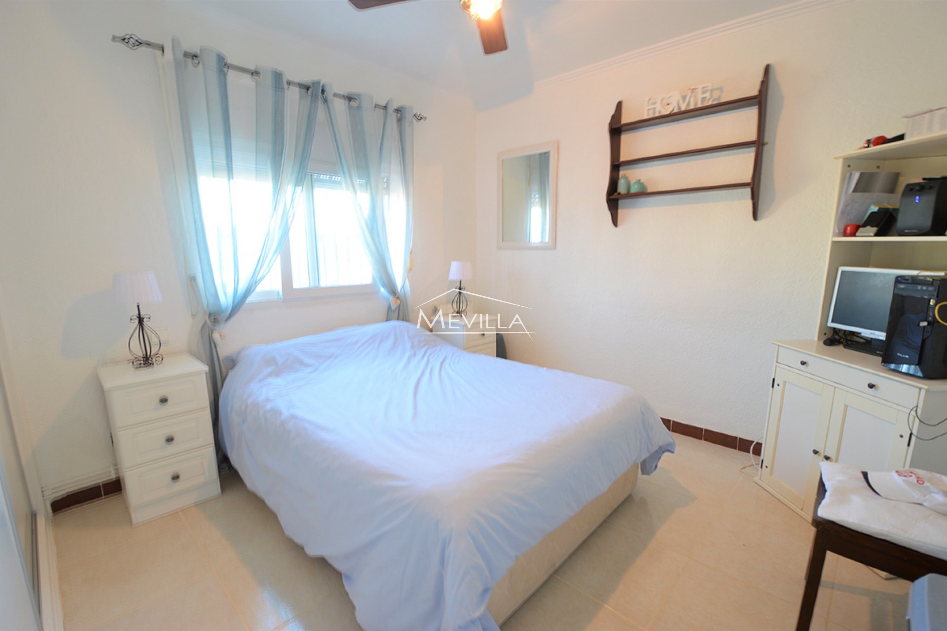 Reventas - Chalet / Villa - Torrevieja - Los Balcones