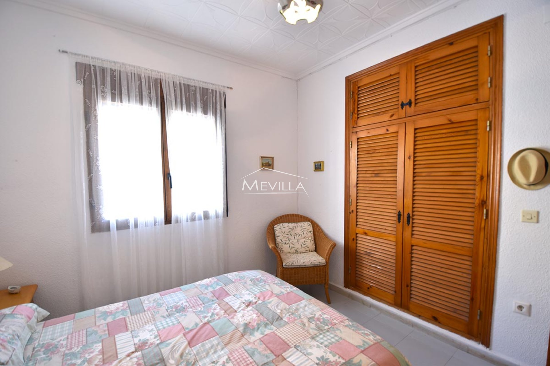 Reventas - Chalet / Villa - Torrevieja