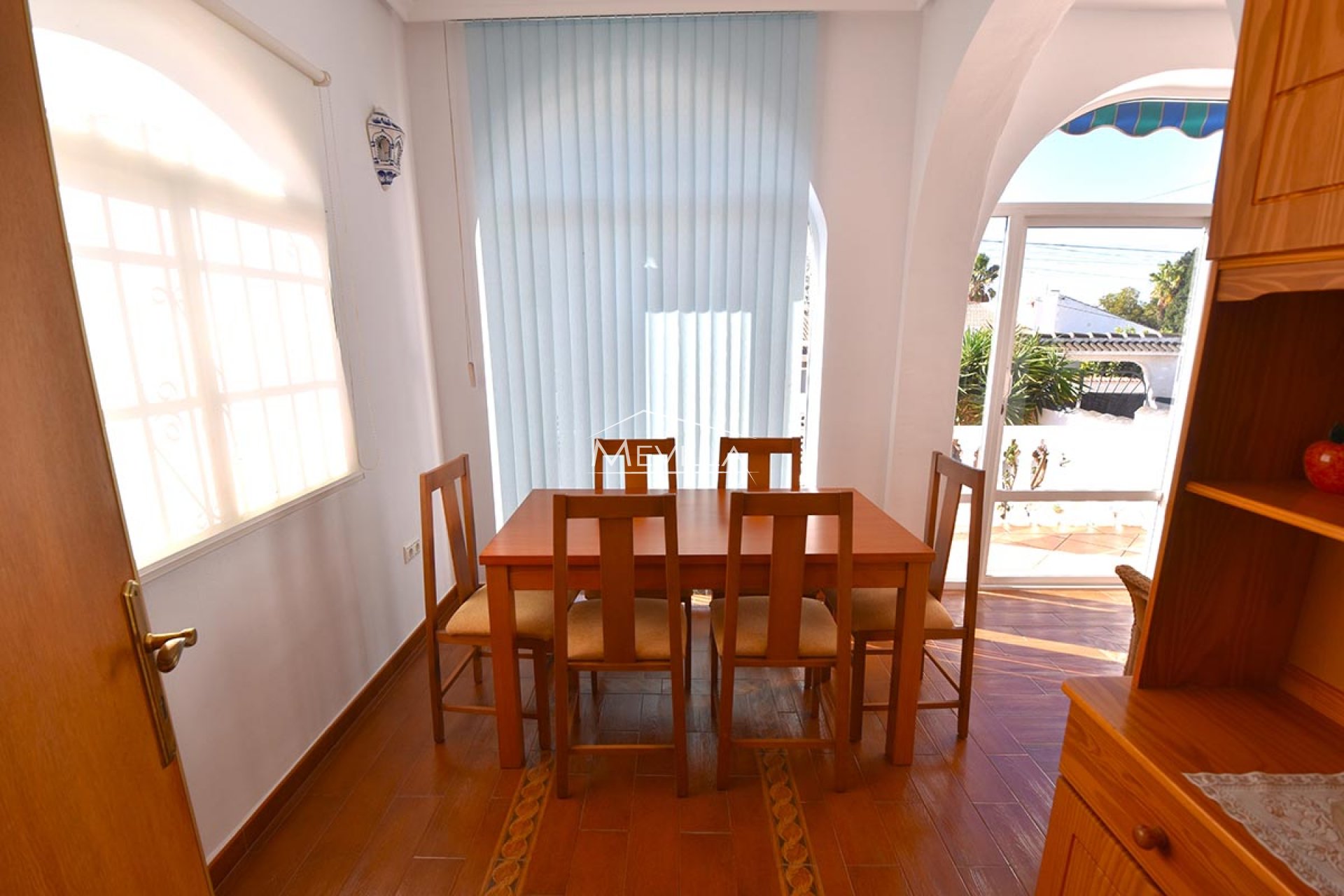 Reventas - Chalet / Villa - Torrevieja