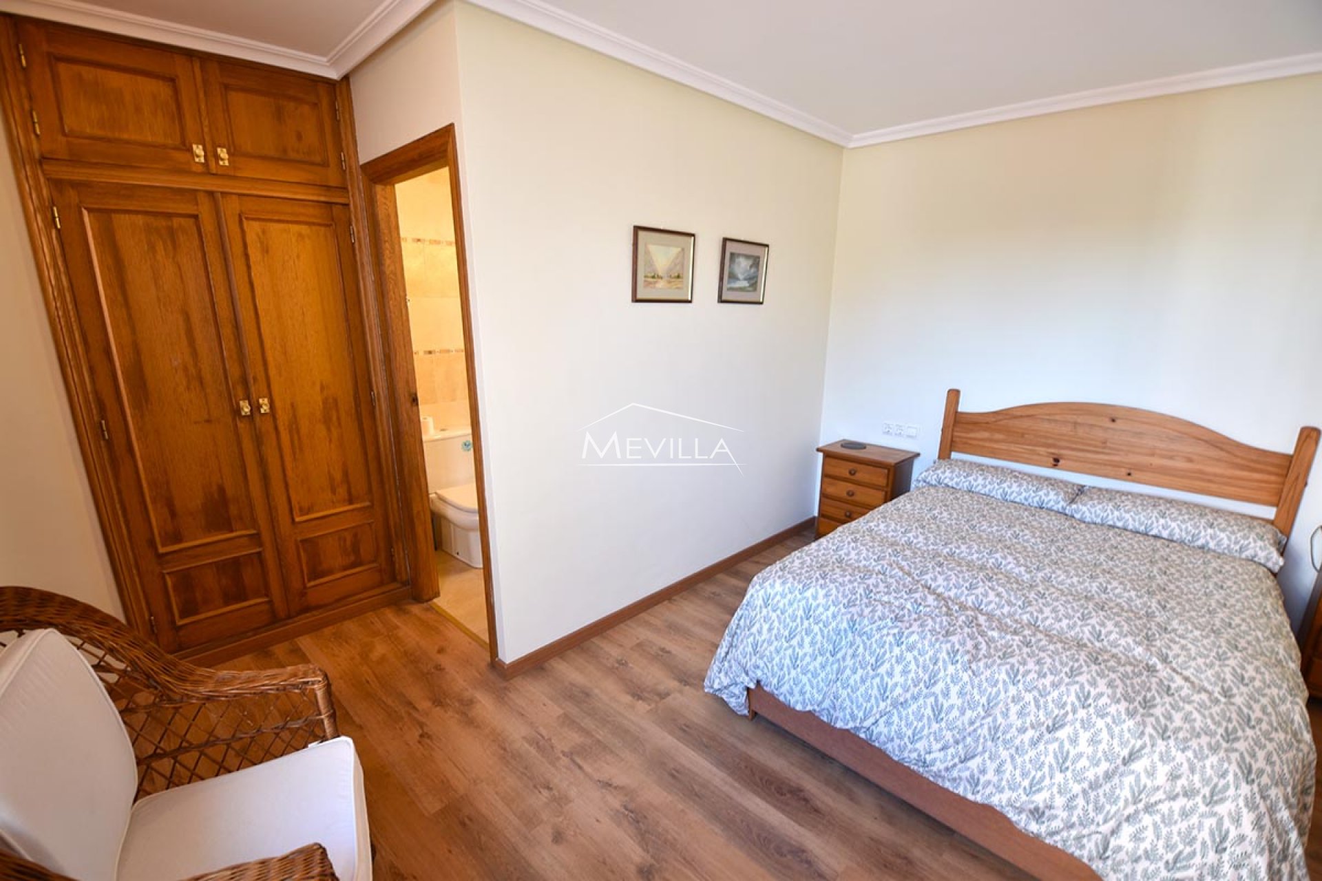 Reventas - Chalet / Villa - Torrevieja