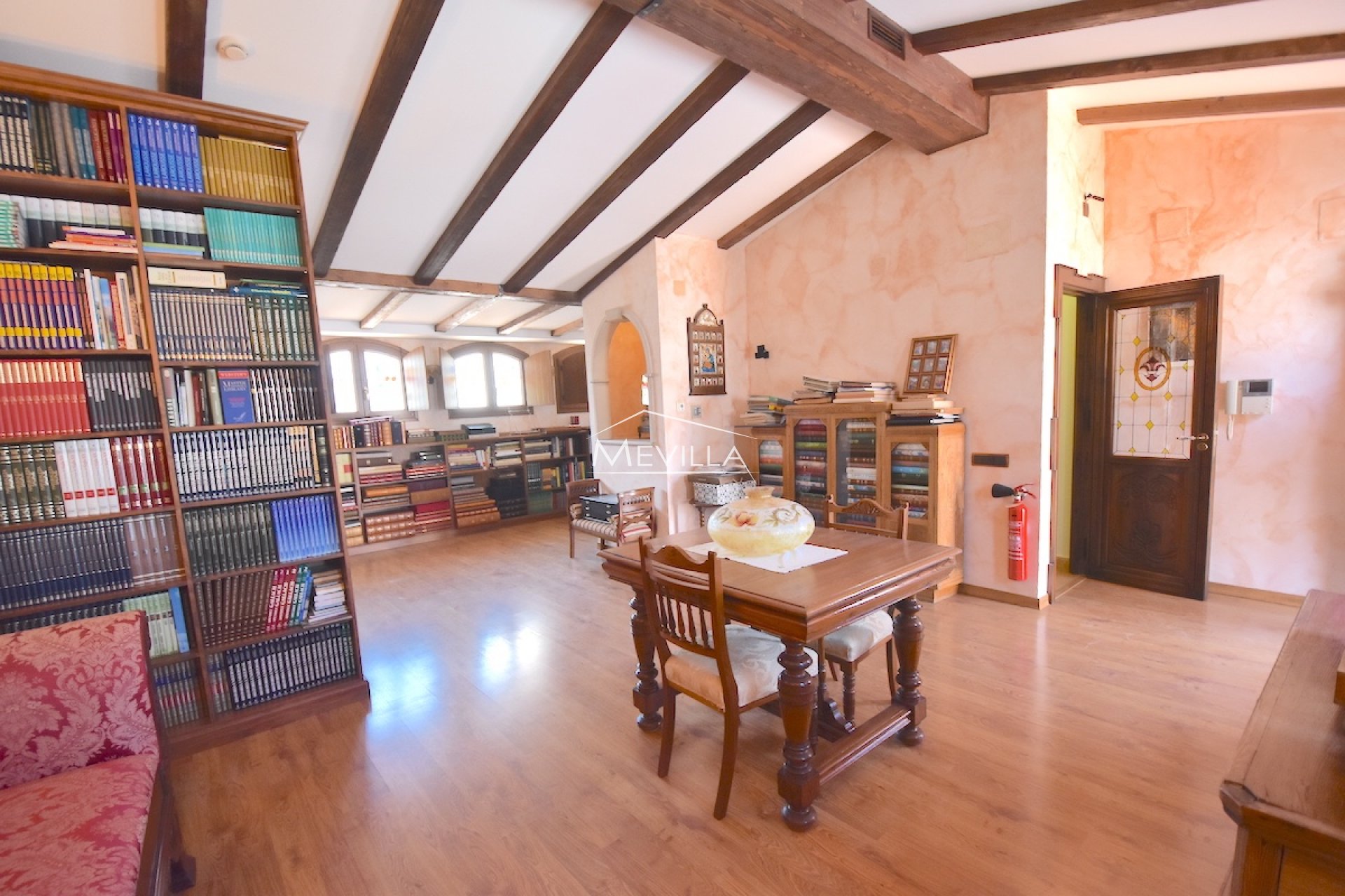 Reventas - Chalet / Villa - Torrevieja