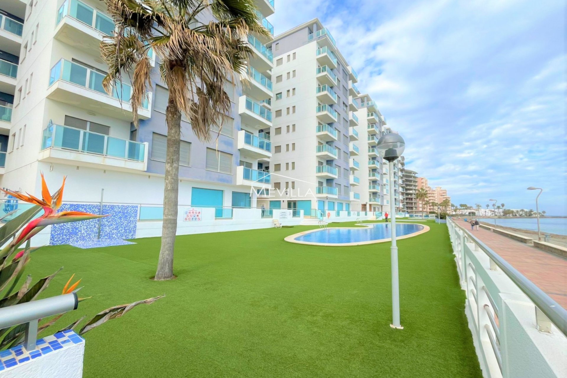 Reventas - Piso / Apartamento - La Manga