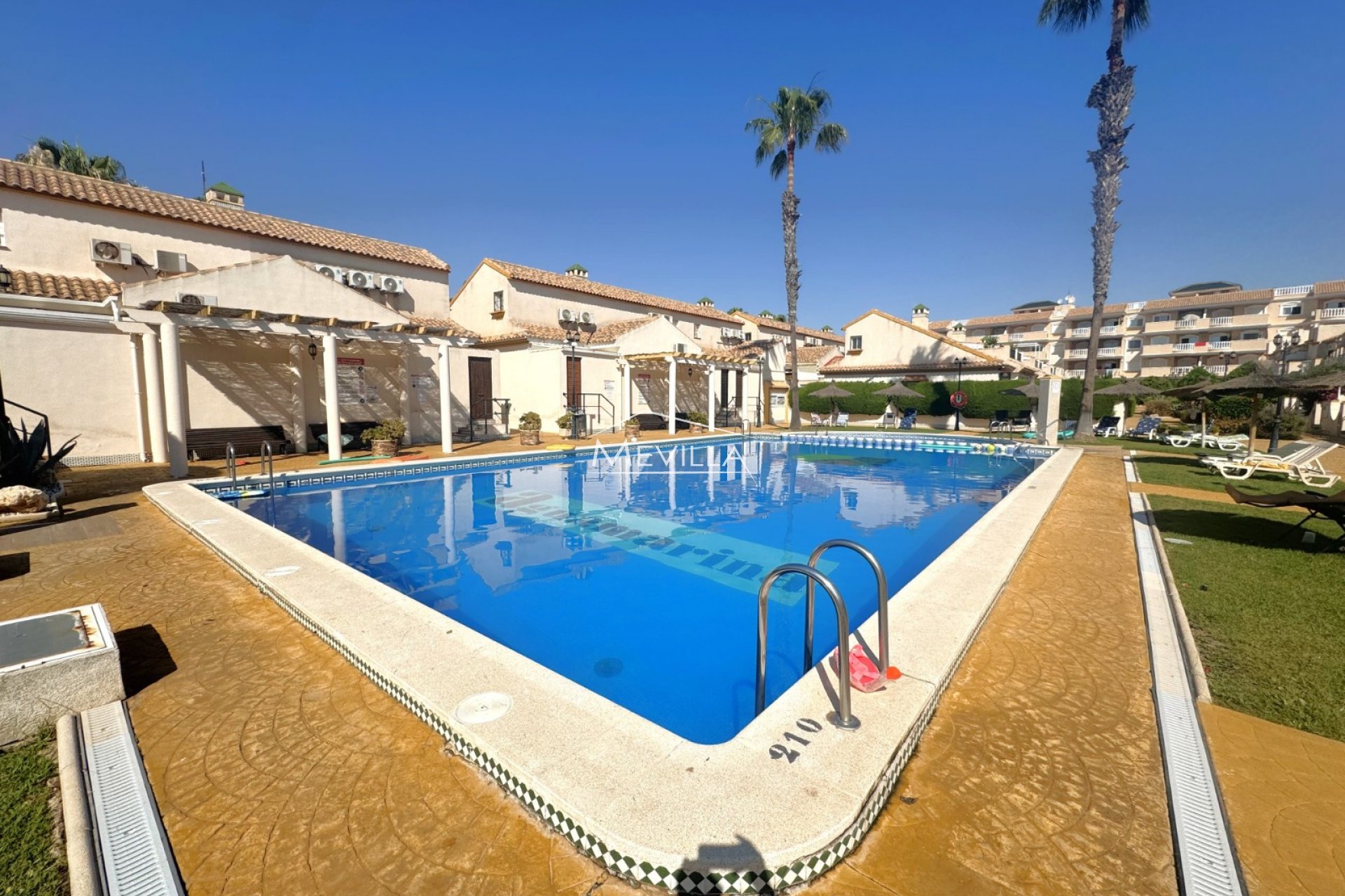 Reventas - Piso / Apartamento - Orihuela Costa - Cabo Roig