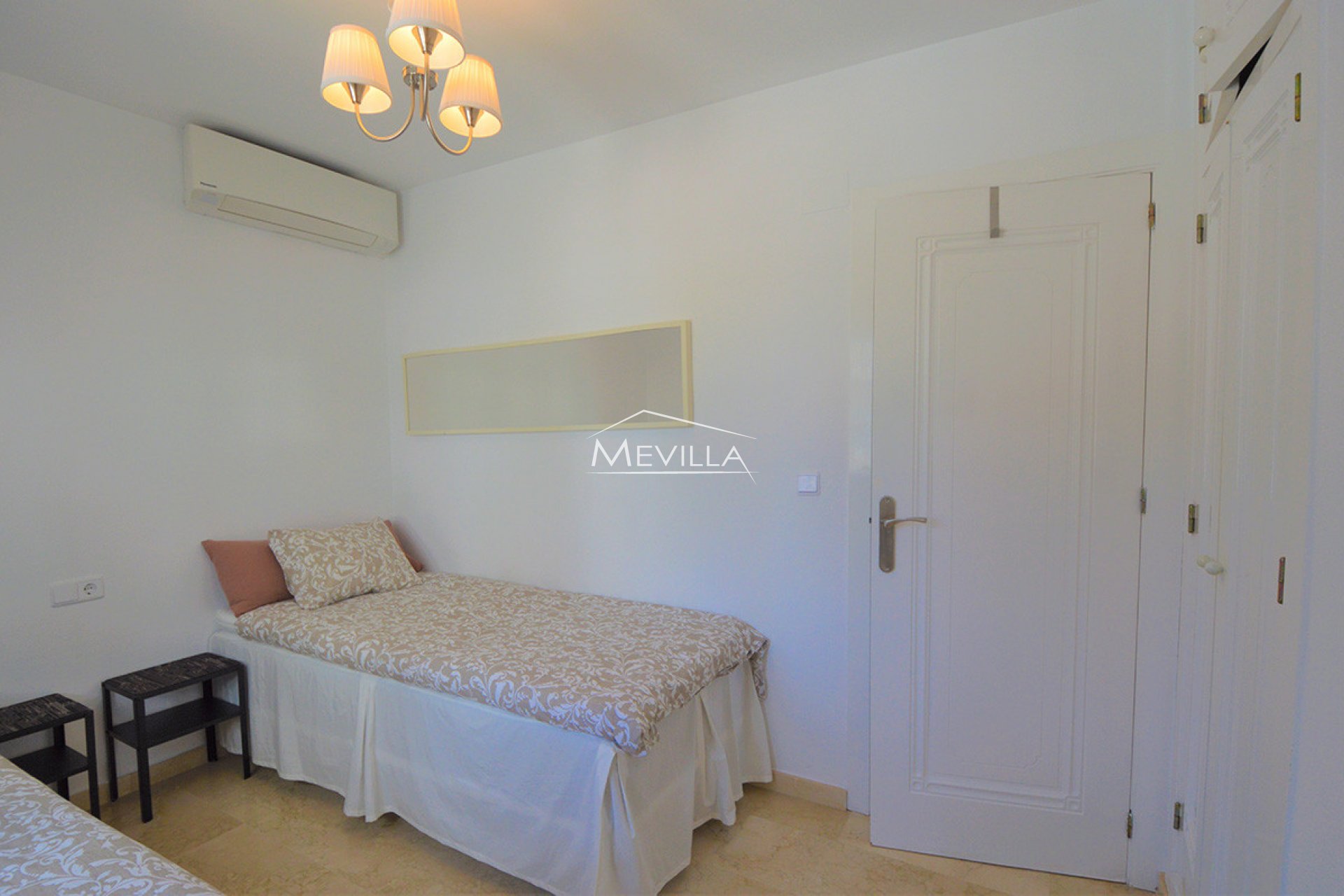 Reventas - Piso / Apartamento - Orihuela Costa - Villamartin