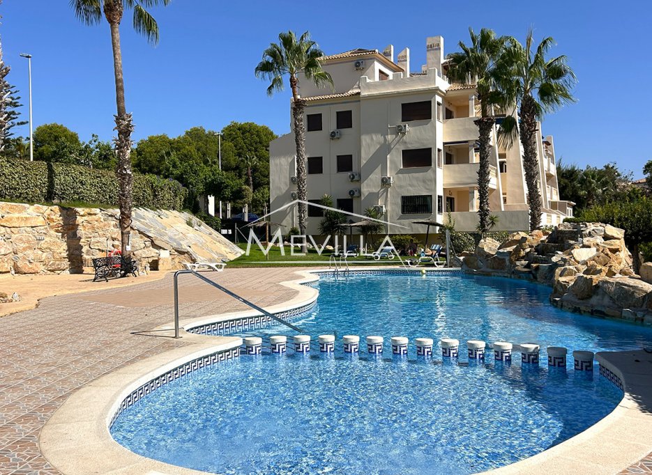 Reventas - Piso / Apartamento - Orihuela Costa - Villamartin
