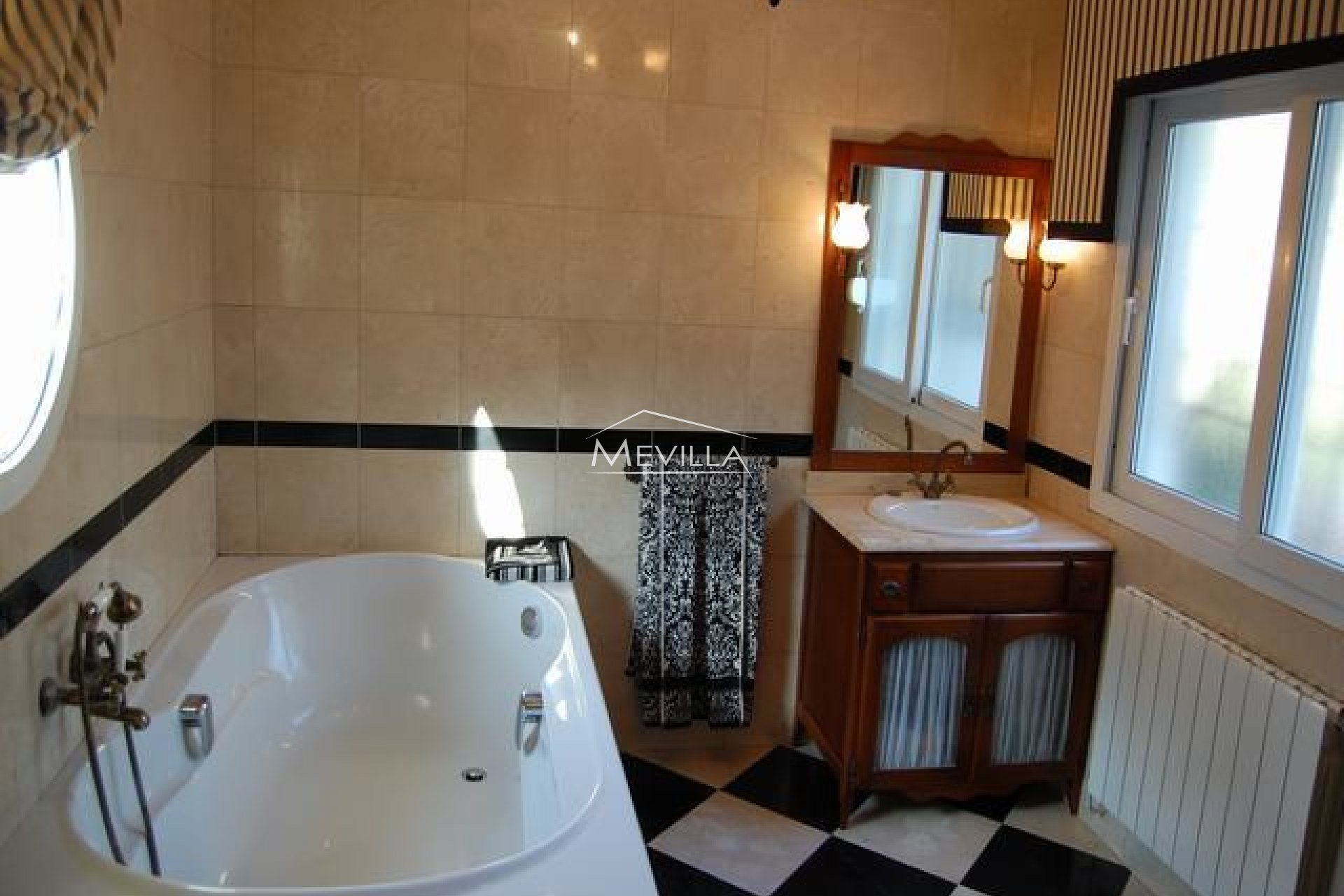 Reventes - Villa - Orihuela Costa - Campoamor