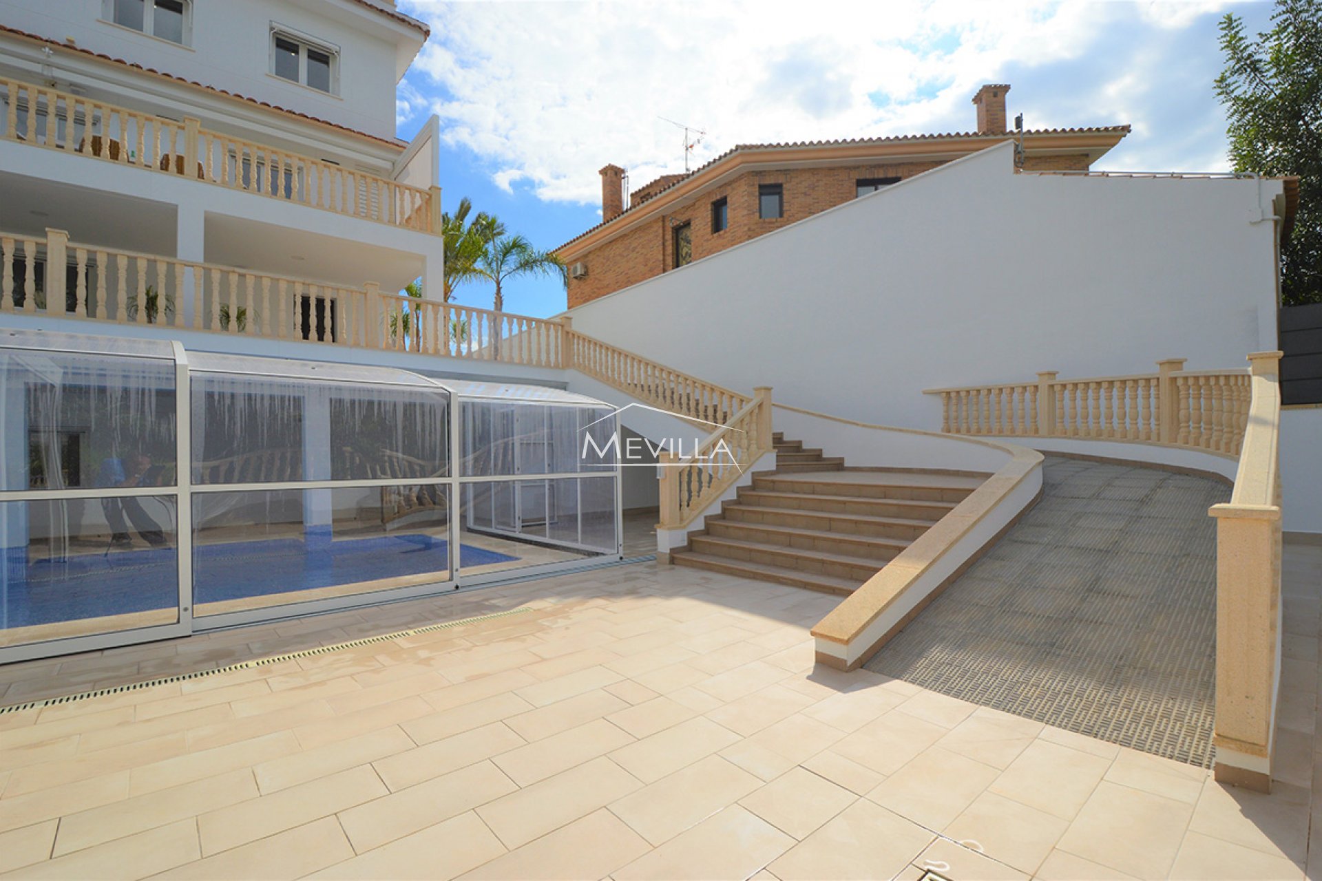 Reventes - Villa - Orihuela Costa - Campoamor