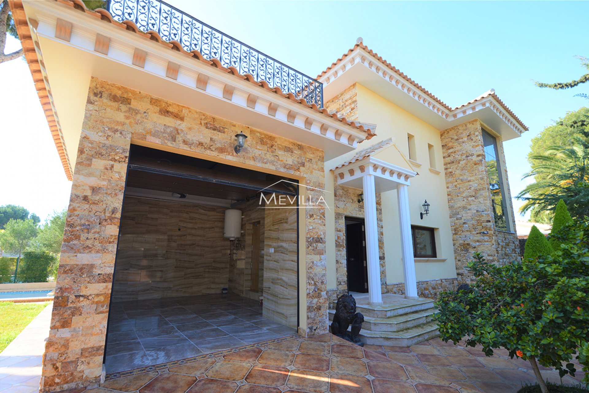 Reventes - Villa - Orihuela Costa - Campoamor