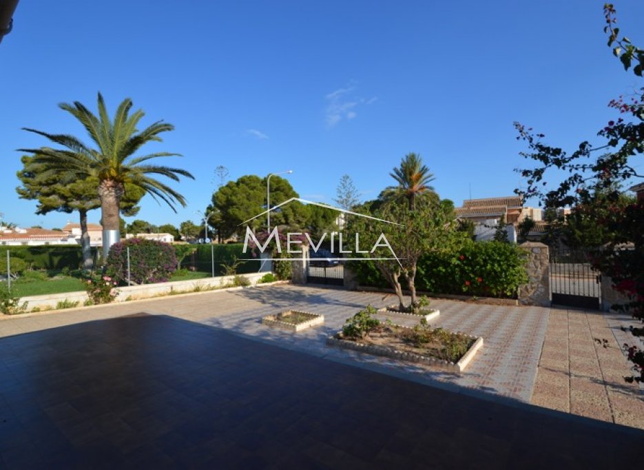 Reventes - Villa - Orihuela Costa - Campoamor