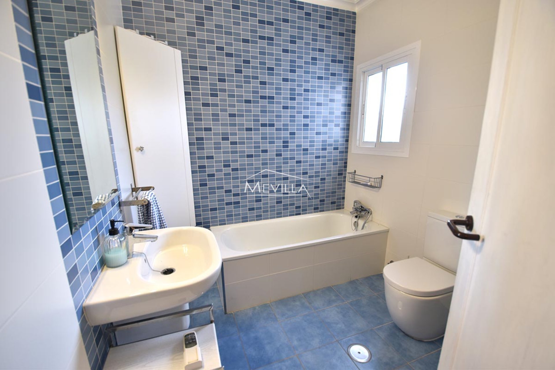 Reventes - Villa - Orihuela Costa - Campoamor