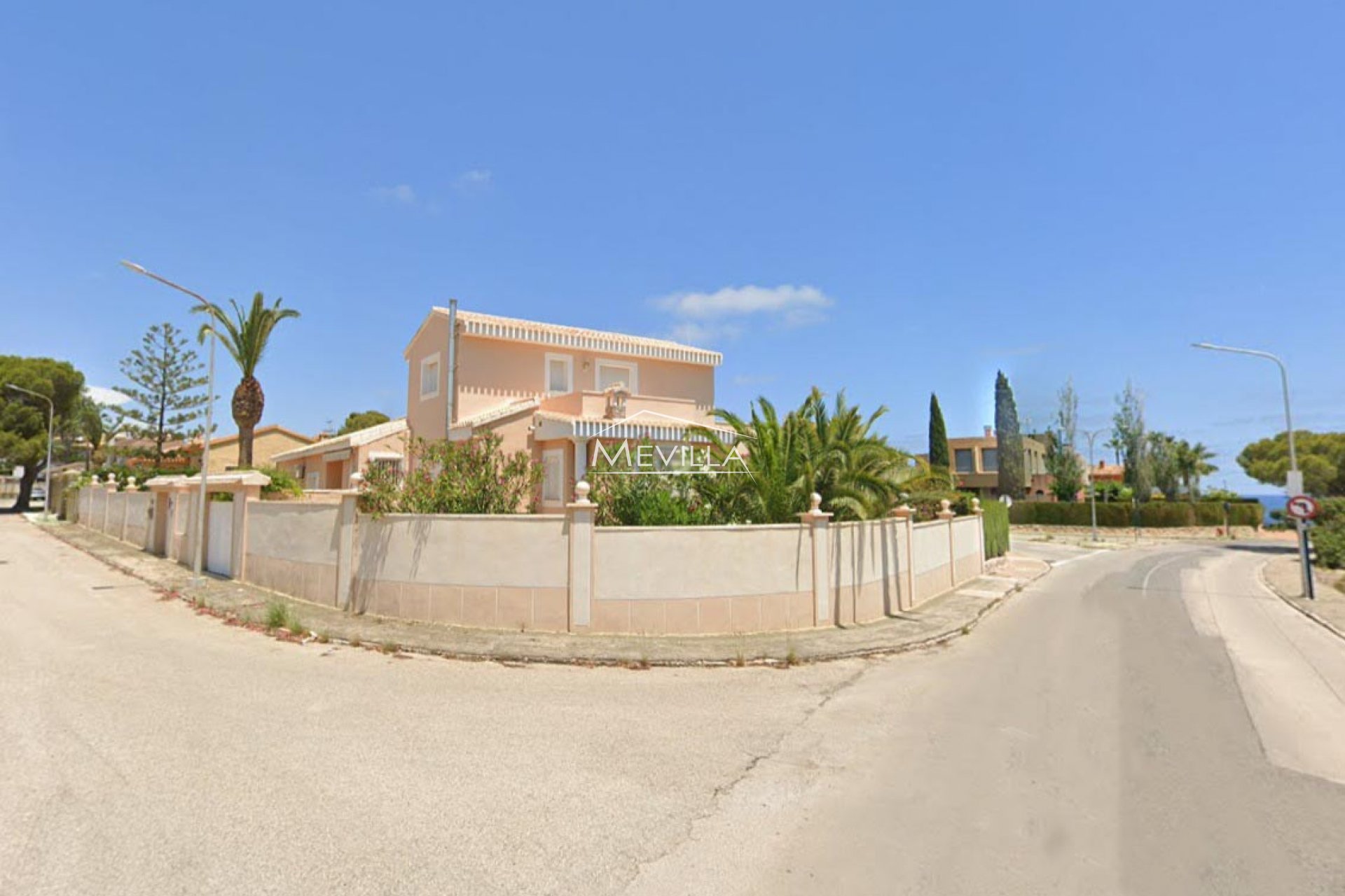 Reventes - Villa - Orihuela Costa - Campoamor