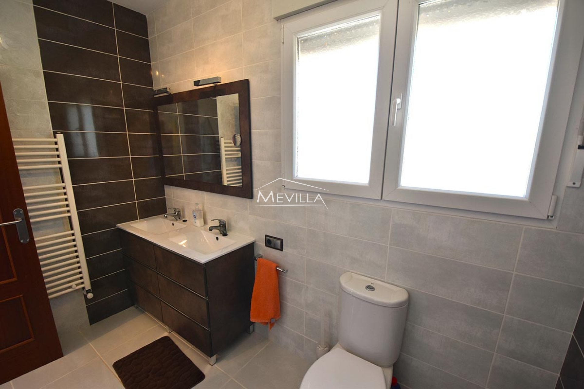 Reventes - Villa - Orihuela Costa - Campoamor