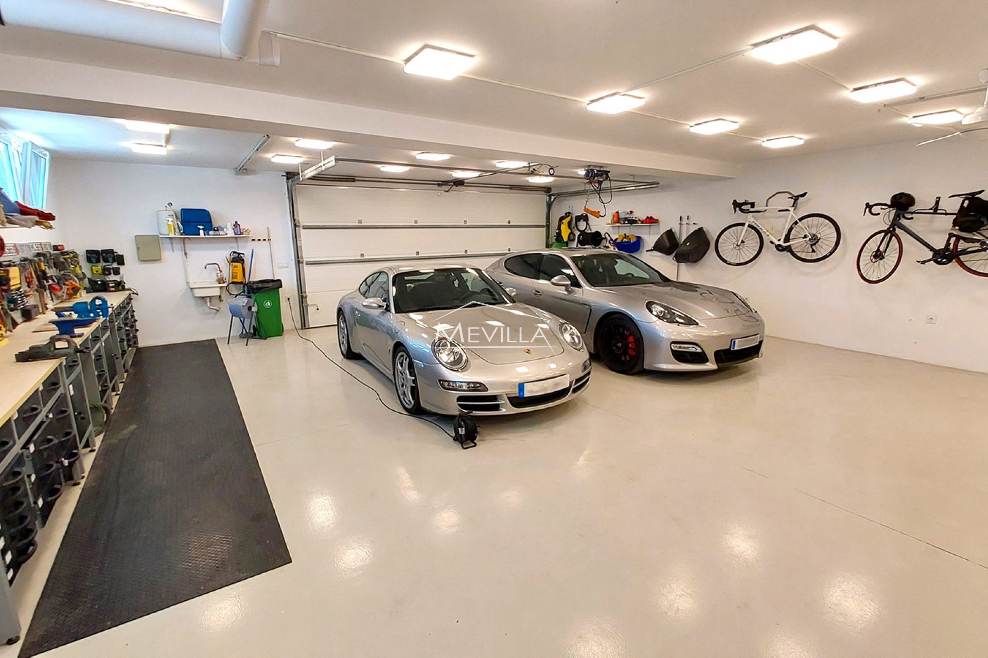 Reventes - Villa - Orihuela Costa - Campoamor