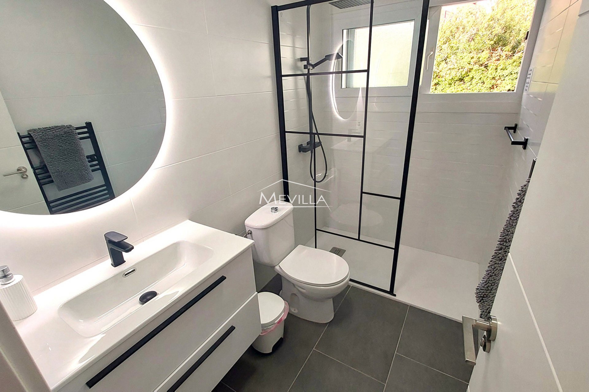 Reventes - Villa - Orihuela Costa - Campoamor