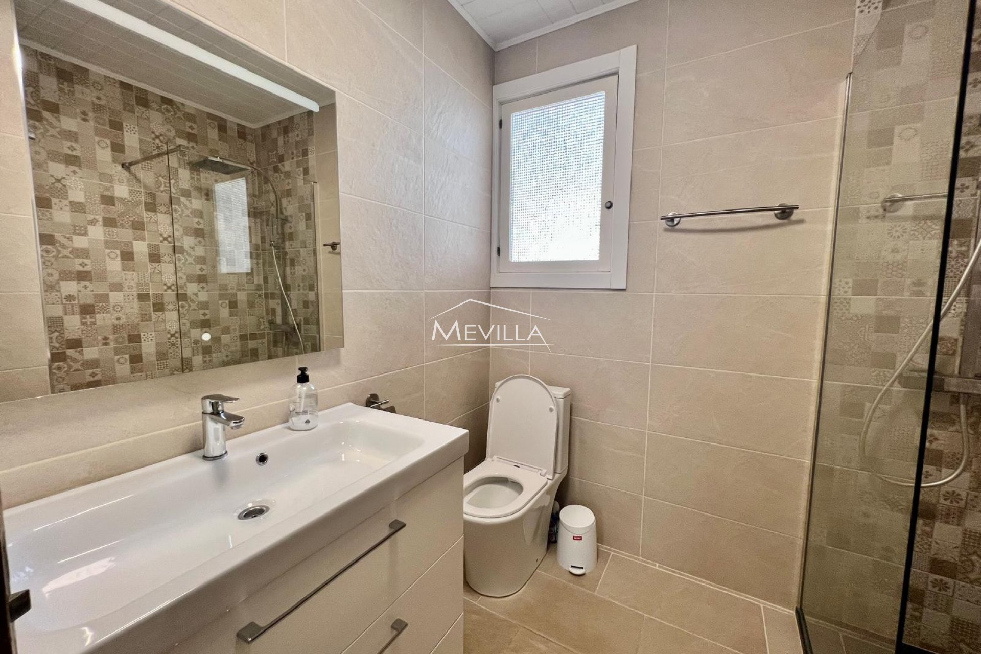 Reventes - Villa - Orihuela Costa - Campoamor