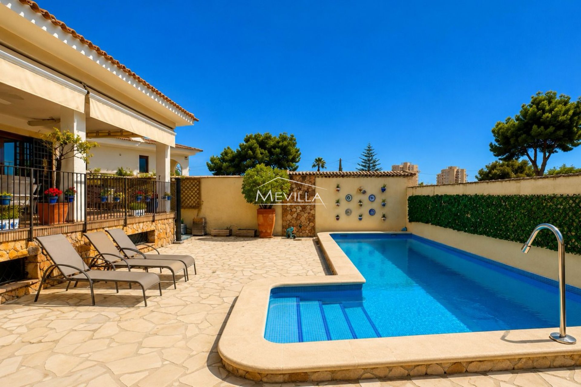 Reventes - Villa - Orihuela Costa - Campoamor