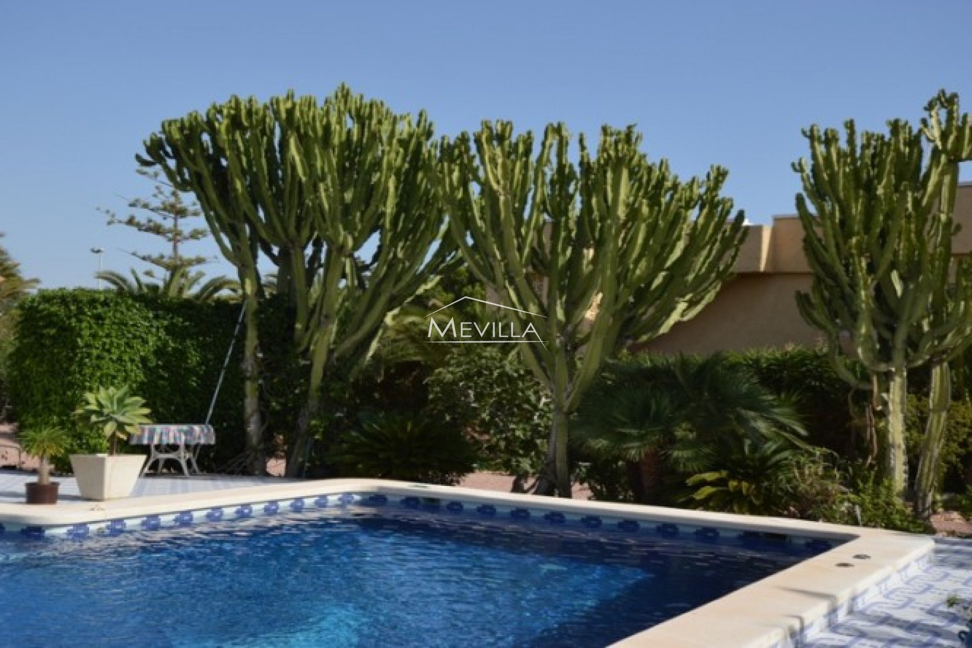 Reventes - Villa - Orihuela Costa - La Zenia