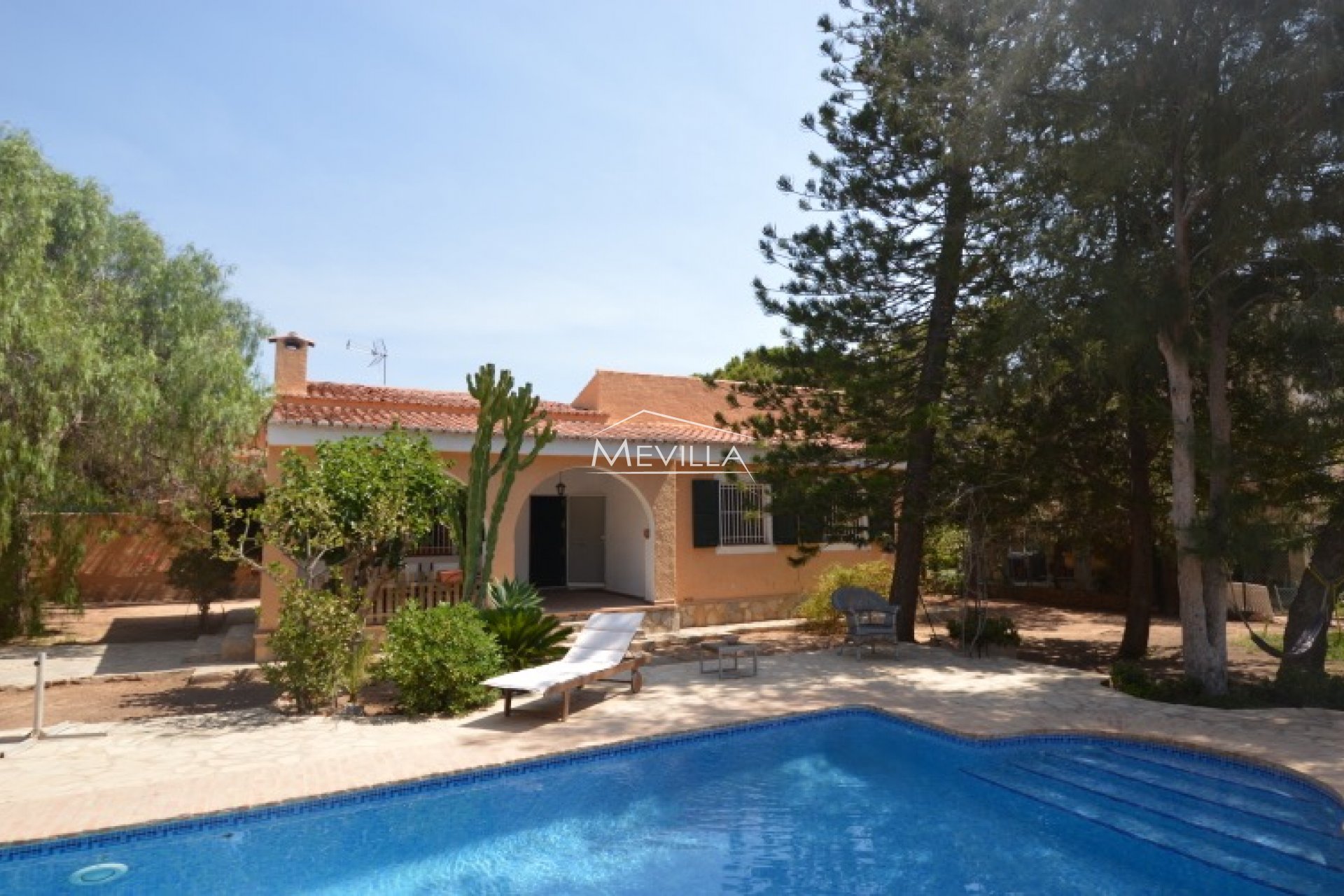 Reventes - Villa - Orihuela Costa - La Zenia