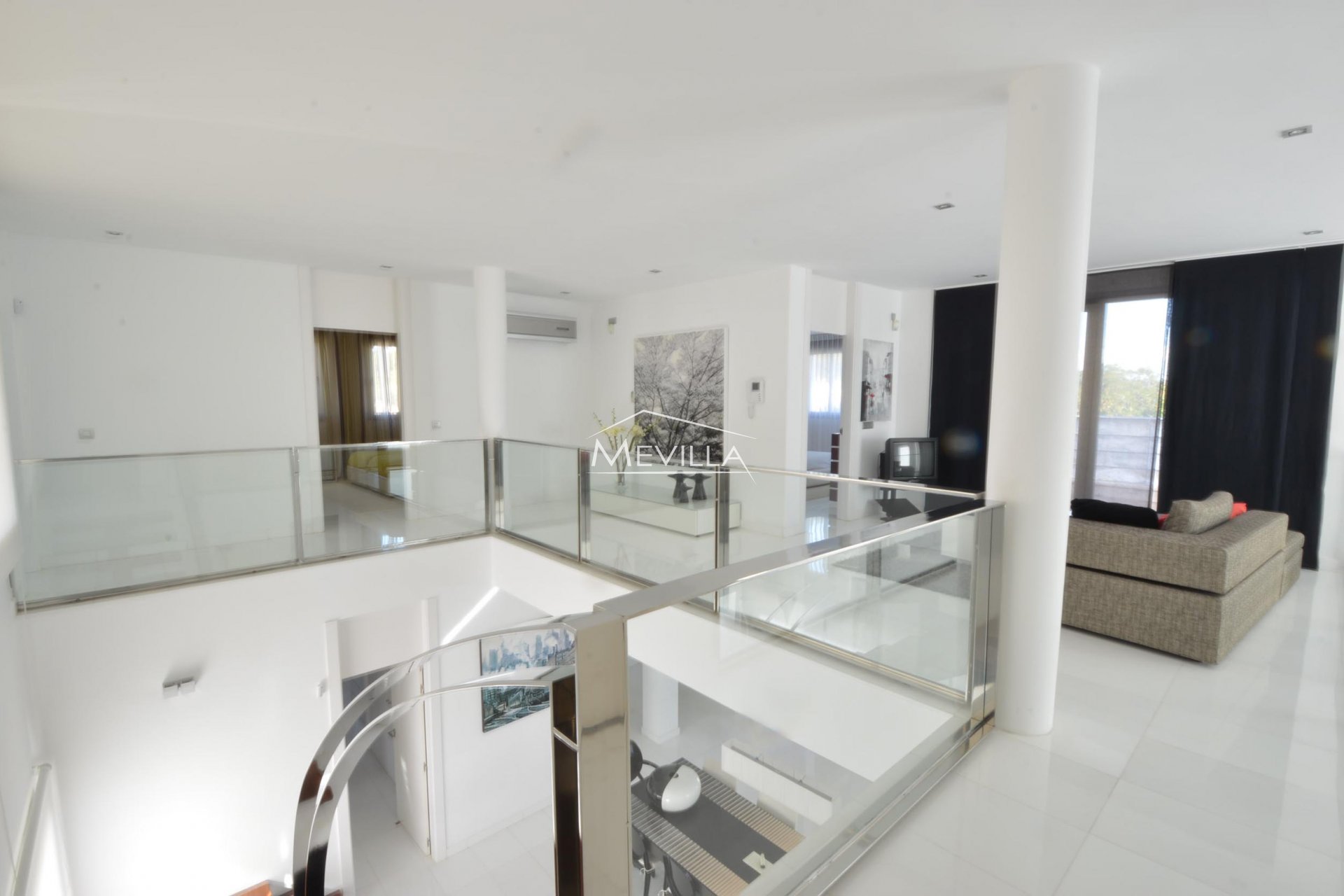 Reventes - Villa - Orihuela Costa - La Zenia