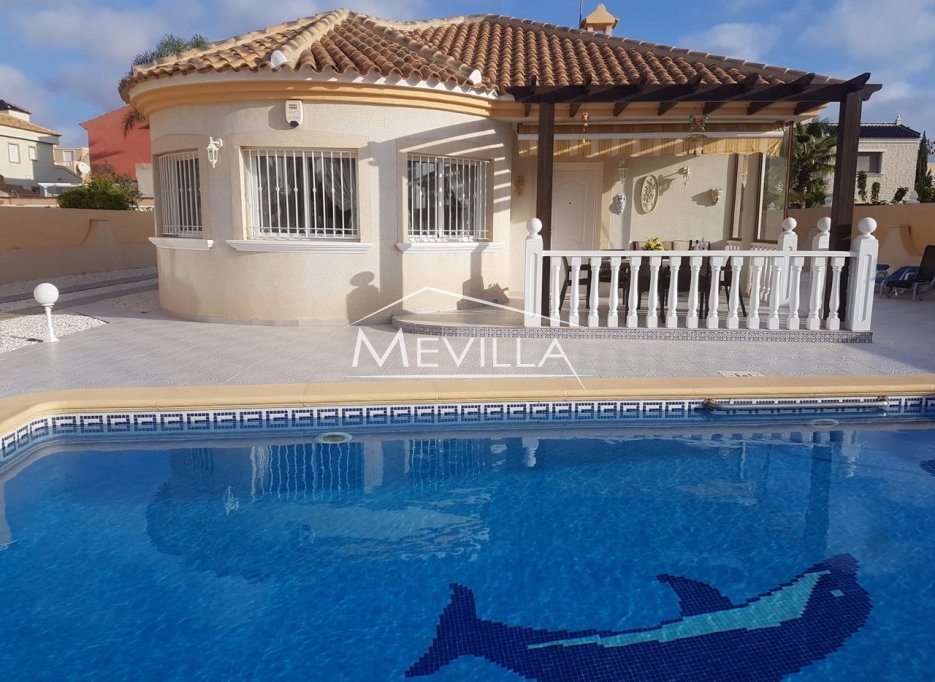 Reventes - Villa - Orihuela Costa - La Zenia