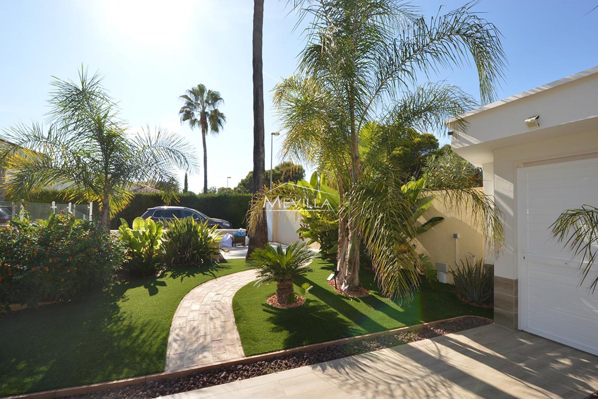 Reventes - Villa - Orihuela Costa - La Zenia