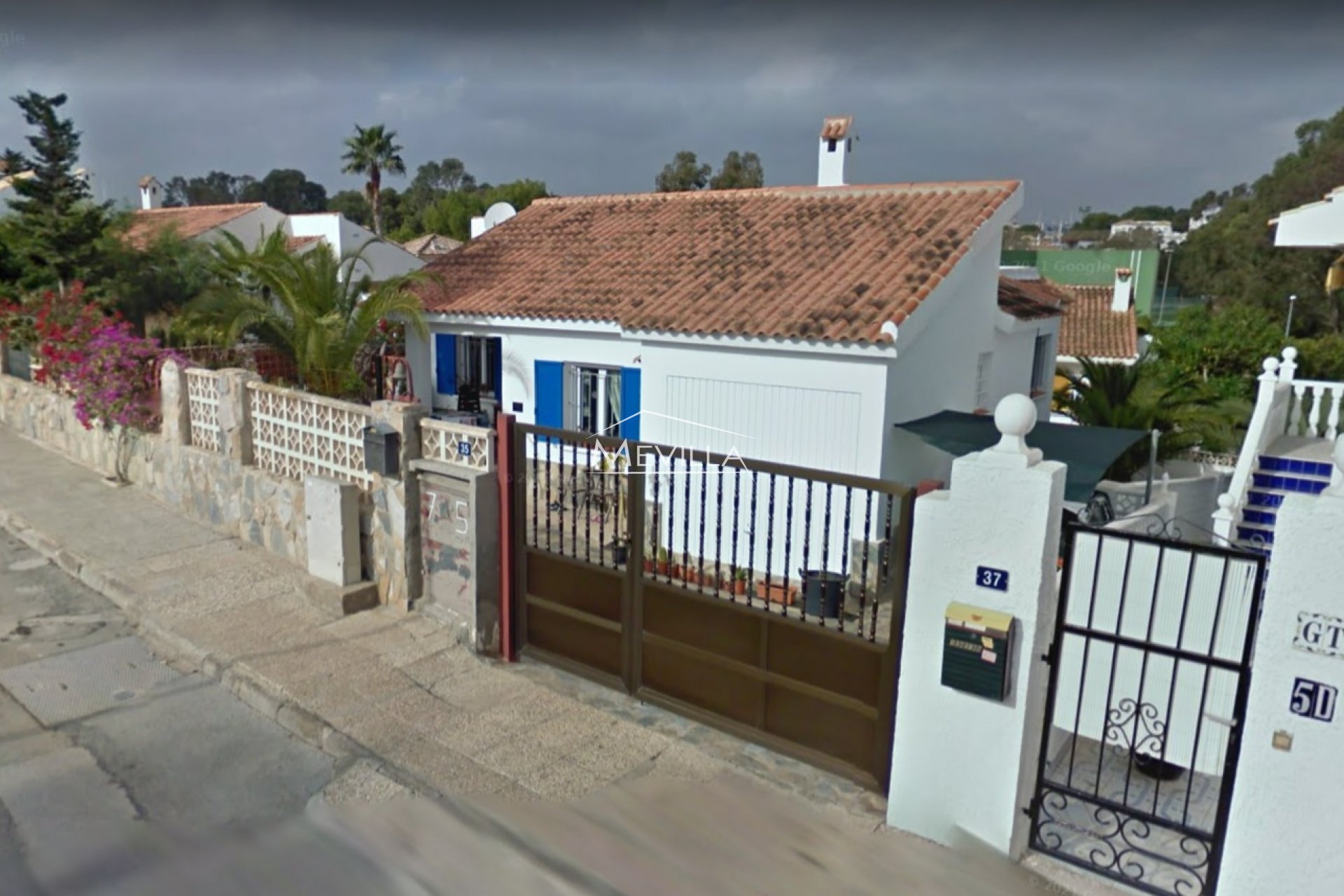 Reventes - Villa - Orihuela Costa - La Zenia