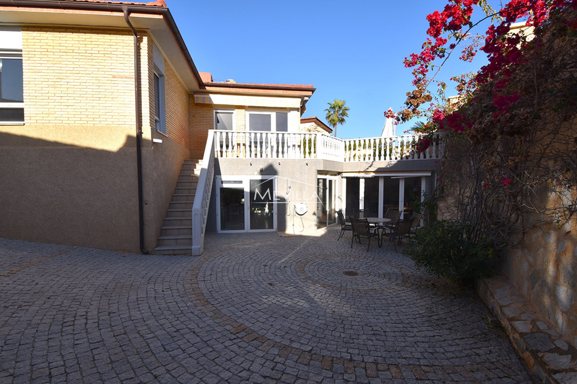 Reventes - Villa - Orihuela Costa - La Zenia