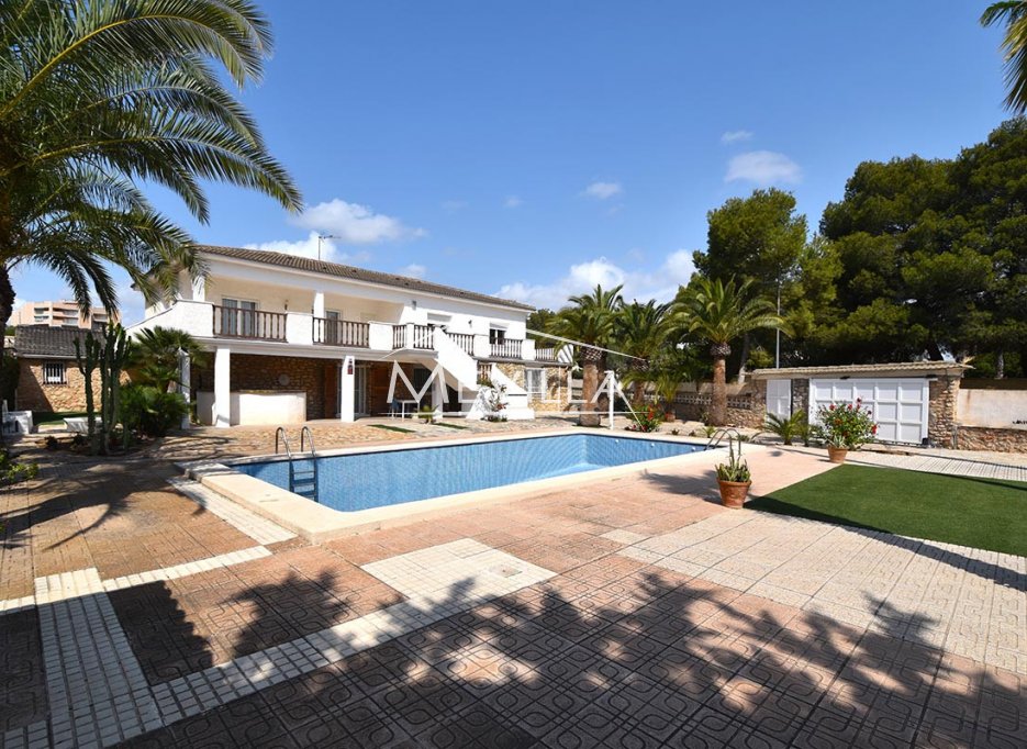 Reventes - Villa - Orihuela Costa - La Zenia
