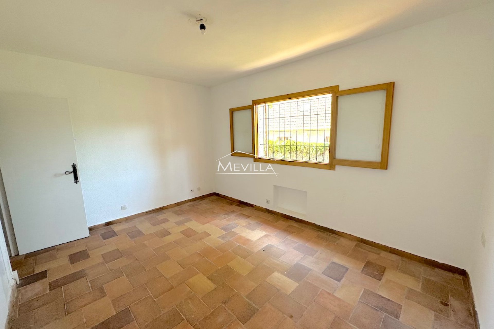 Reventes - Villa - Orihuela Costa - La Zenia